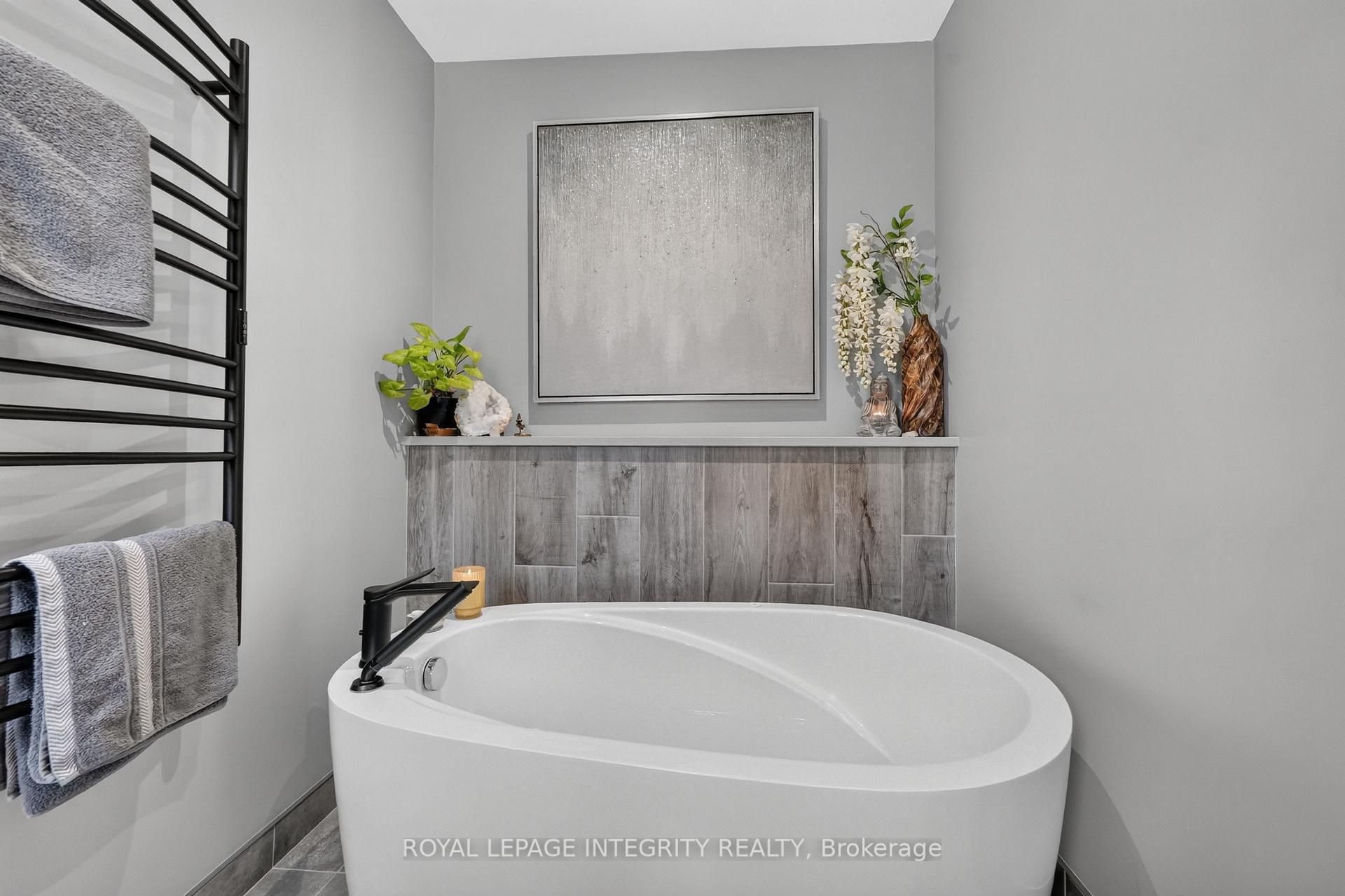 Photo 22 of 1946 Farisita Drive, Ottawa, Vars Village — HOMEH