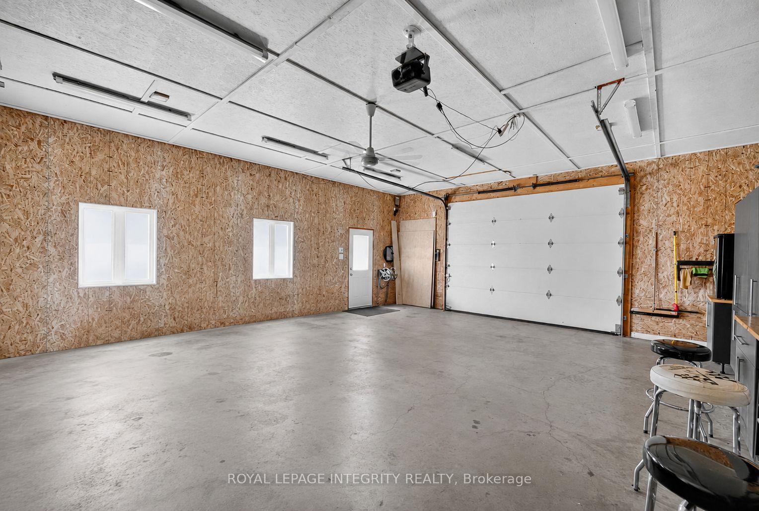 Photo 39 of 1946 Farisita Drive, Ottawa, Vars Village — HOMEH