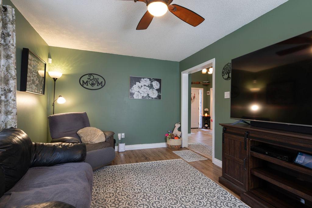Photo 8 of 232 Thorne Drive, Strathroy-Caradoc, NE — HOMEH
