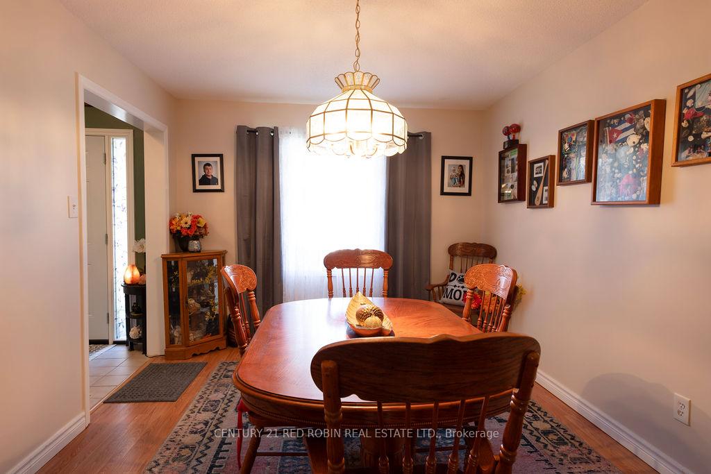 Photo 12 of 232 Thorne Drive, Strathroy-Caradoc, NE — HOMEH