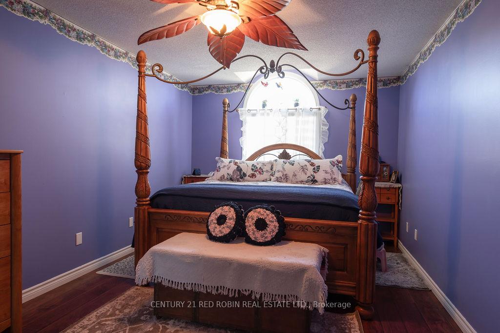 Photo 18 of 232 Thorne Drive, Strathroy-Caradoc, NE — HOMEH