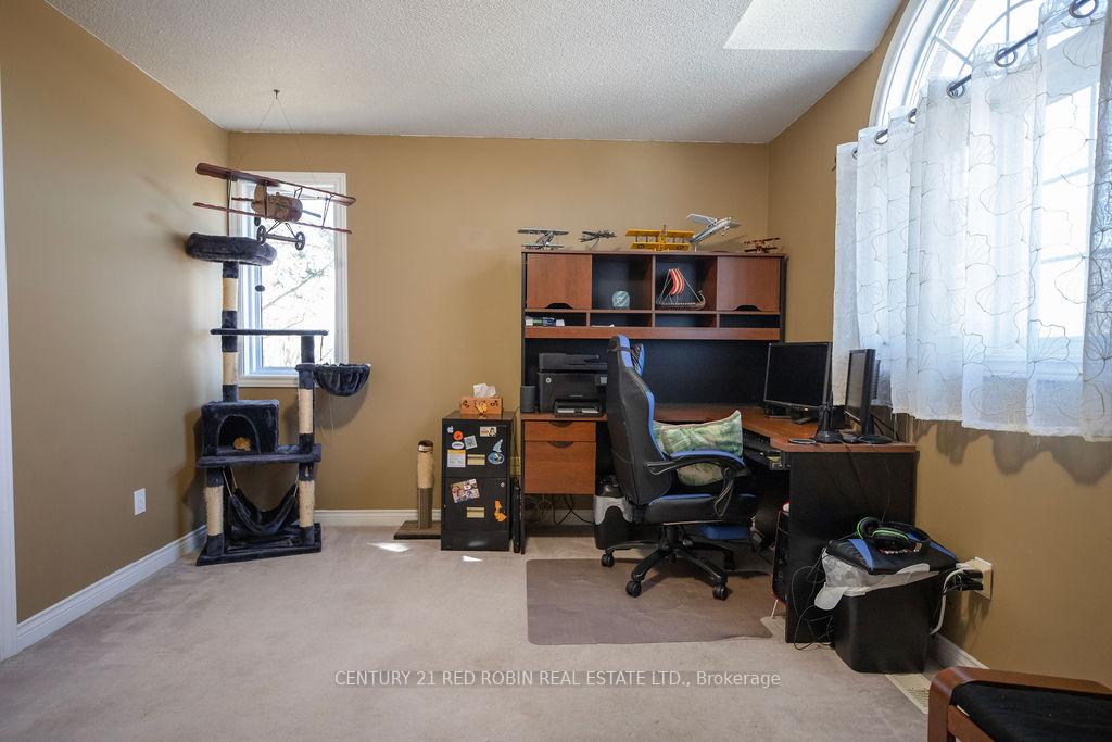 Photo 28 of 232 Thorne Drive, Strathroy-Caradoc, NE — HOMEH