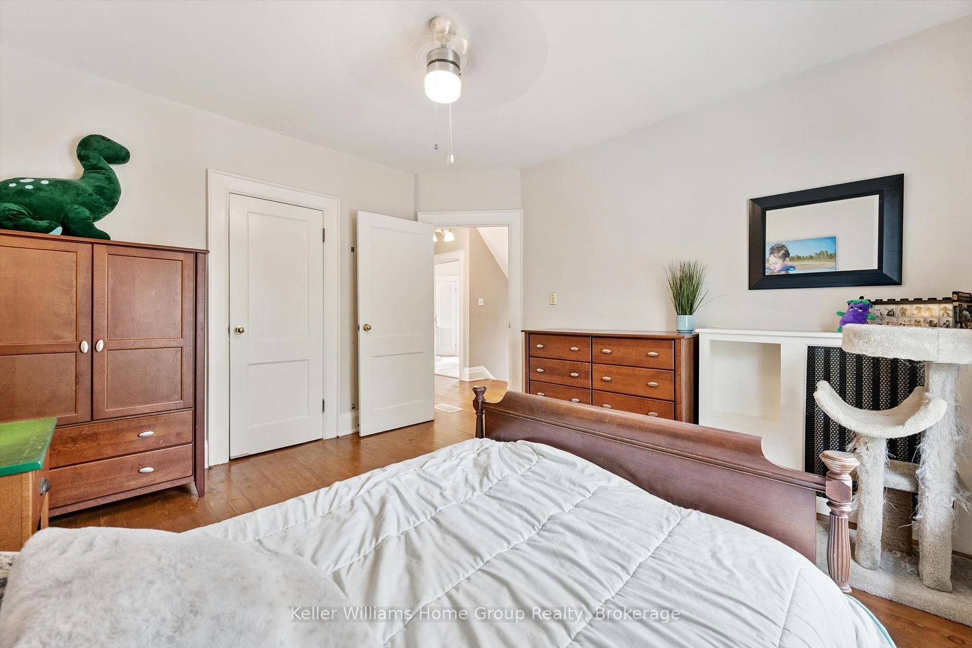 Photo 30 of 28 Oxford Street, Guelph, Downtown — HOMEH