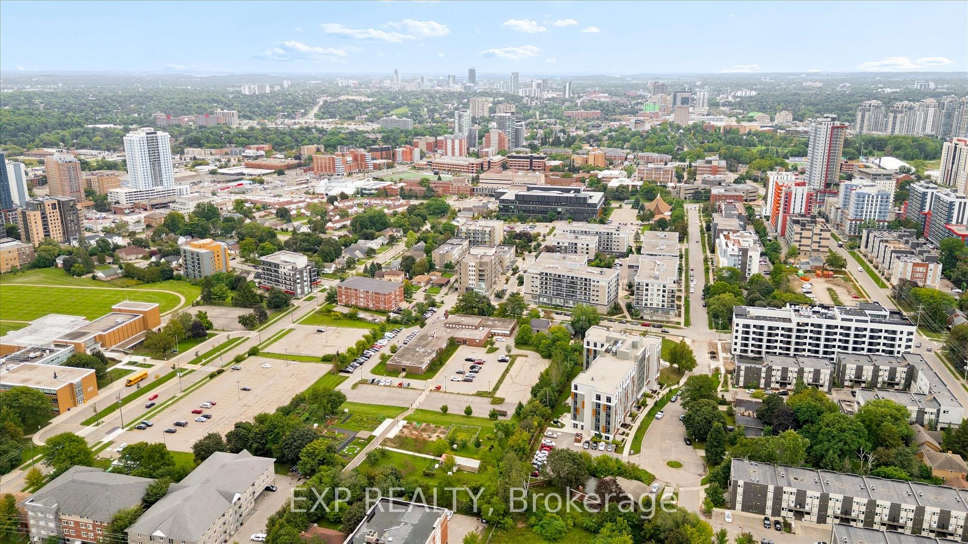 Photo 8 of Unit H204, 62 Balsam Street, Waterloo, Beechwood/University — HOMEH