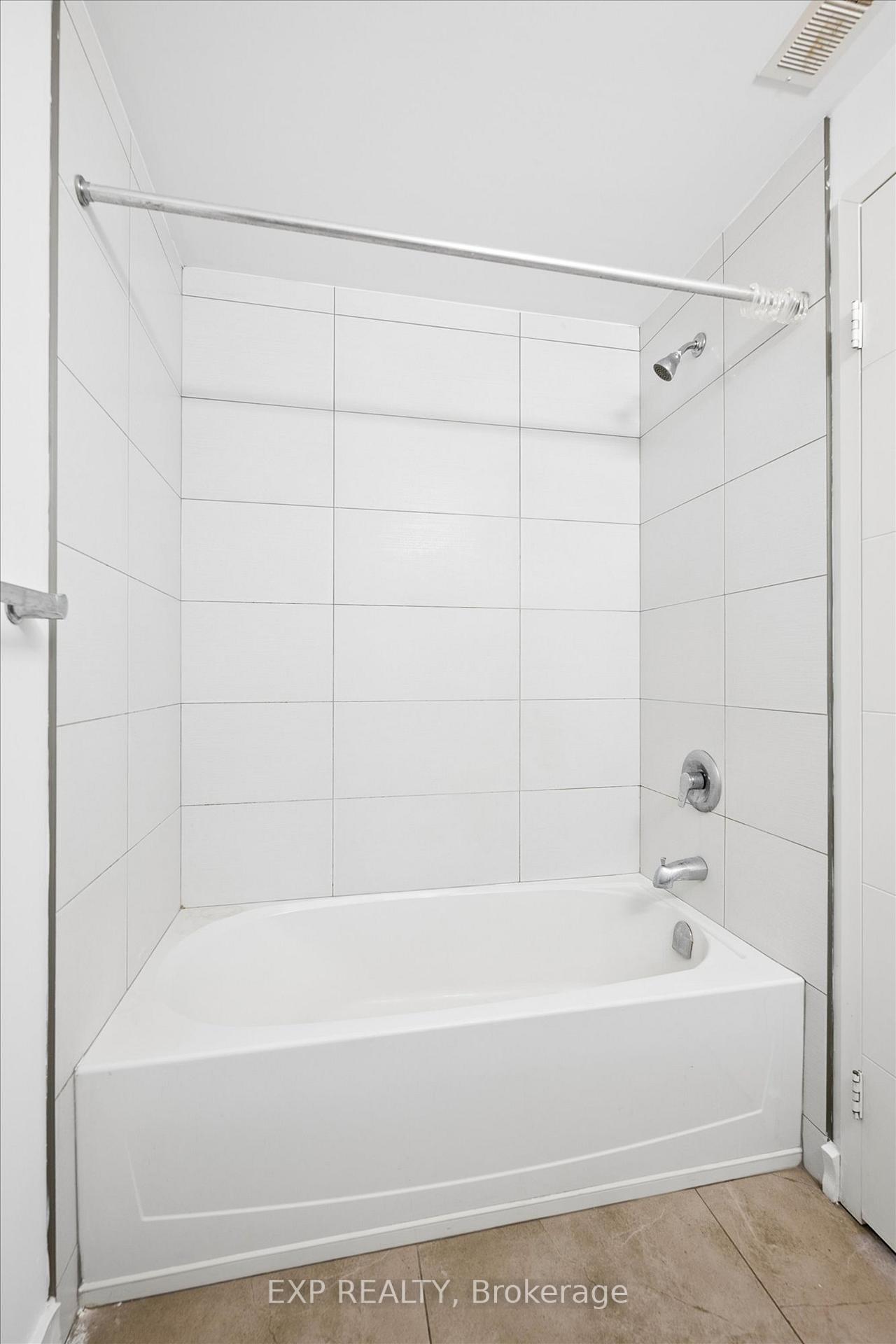 Photo 24 of Unit H204, 62 Balsam Street, Waterloo, Beechwood/University — HOMEH