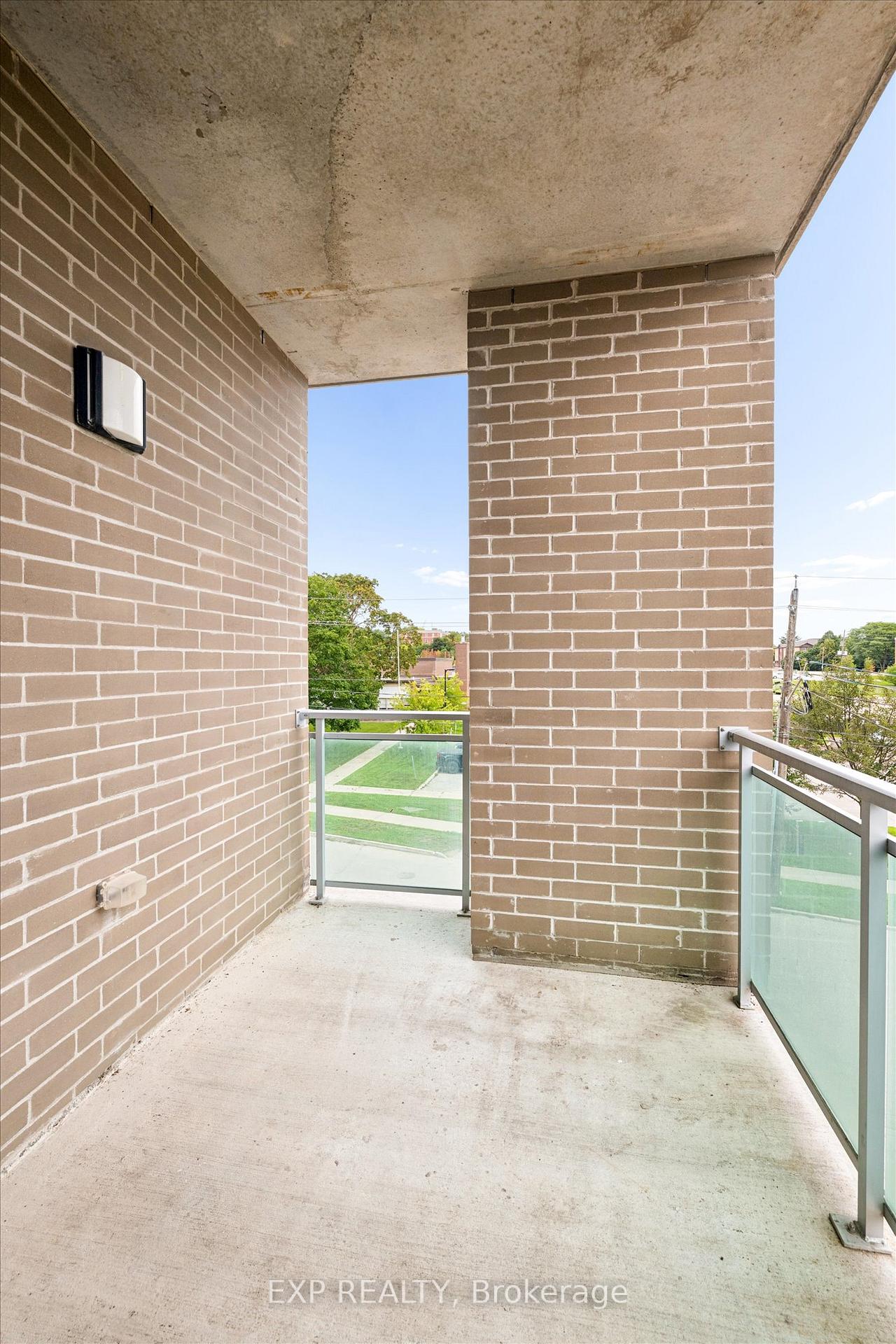 Photo 27 of Unit H204, 62 Balsam Street, Waterloo, Beechwood/University — HOMEH
