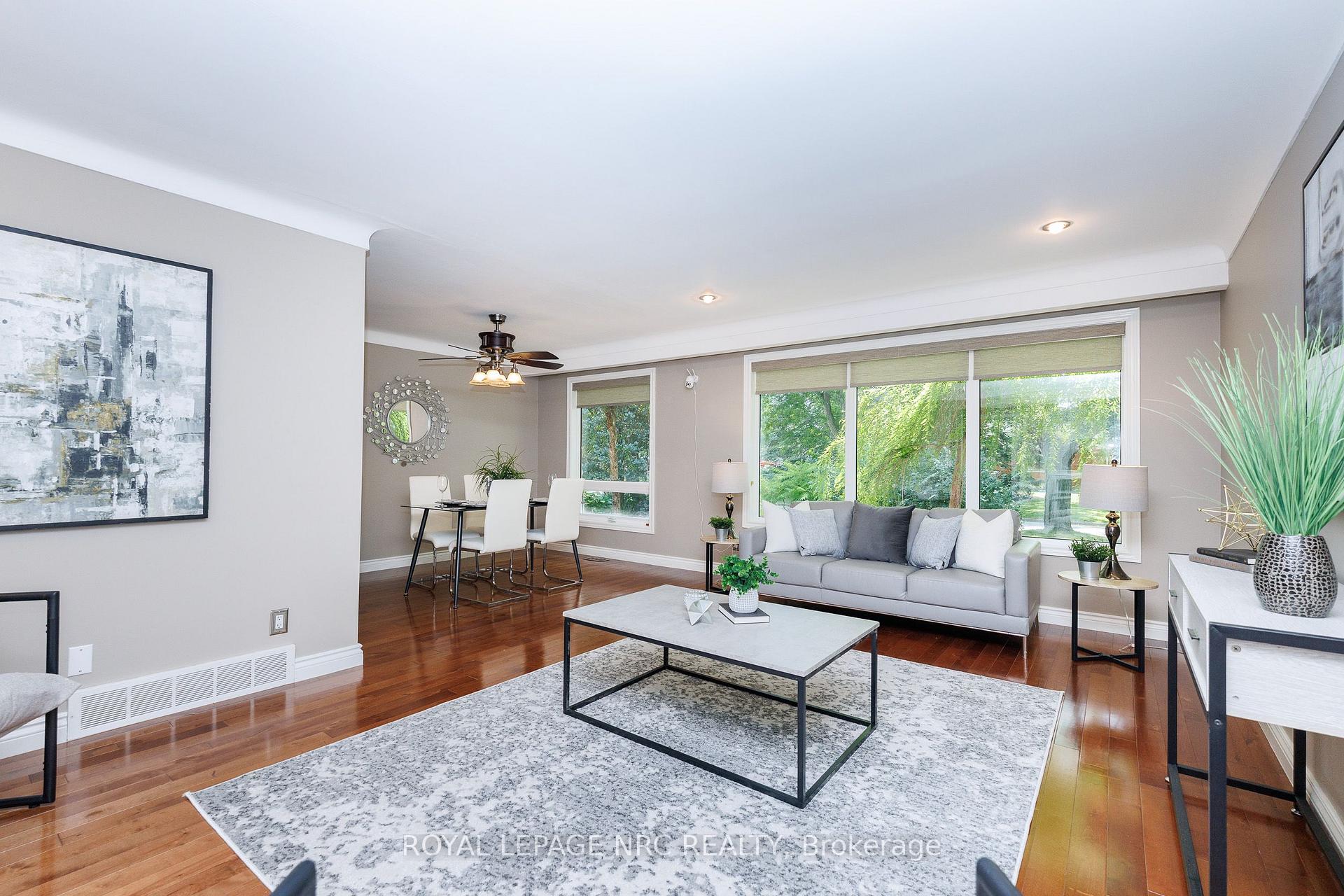 Photo 8 of 15 Black Friars Road, St. Catharines, Lakeshore — HOMEH