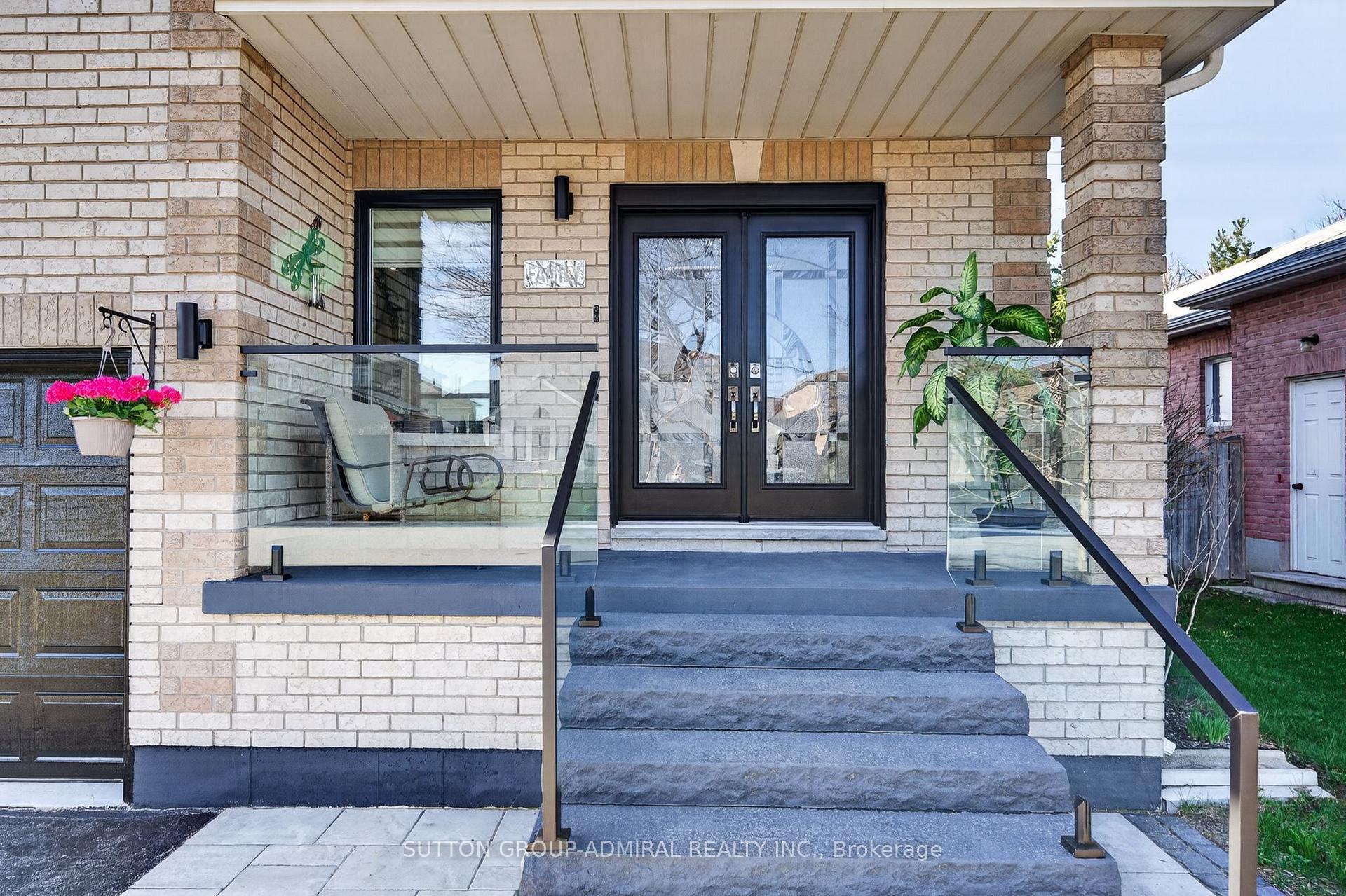 Photo 4 of 62 Prince George Crescent, Barrie, Innis-Shore — HOMEH