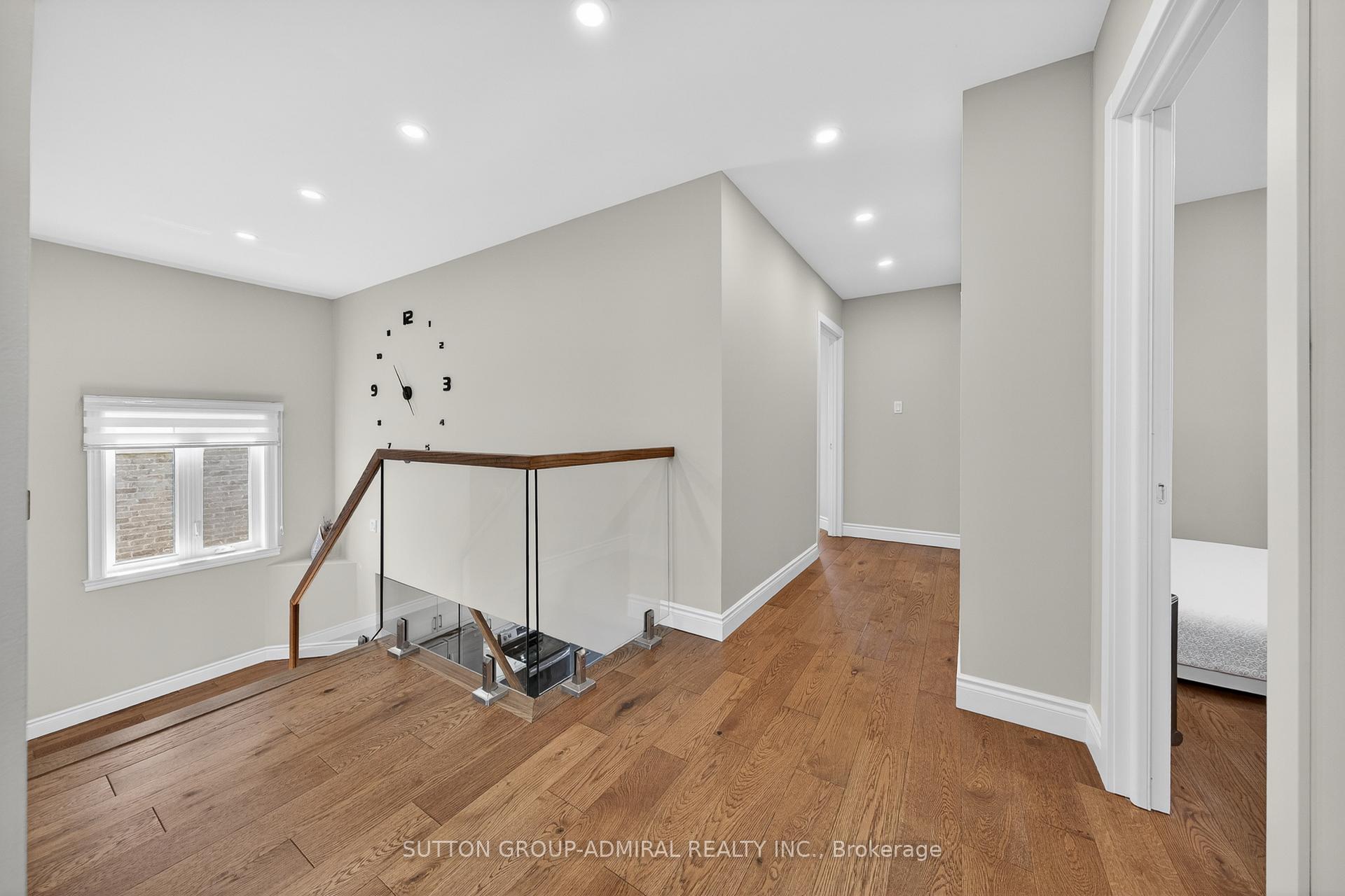 Photo 31 of 62 Prince George Crescent, Barrie, Innis-Shore — HOMEH