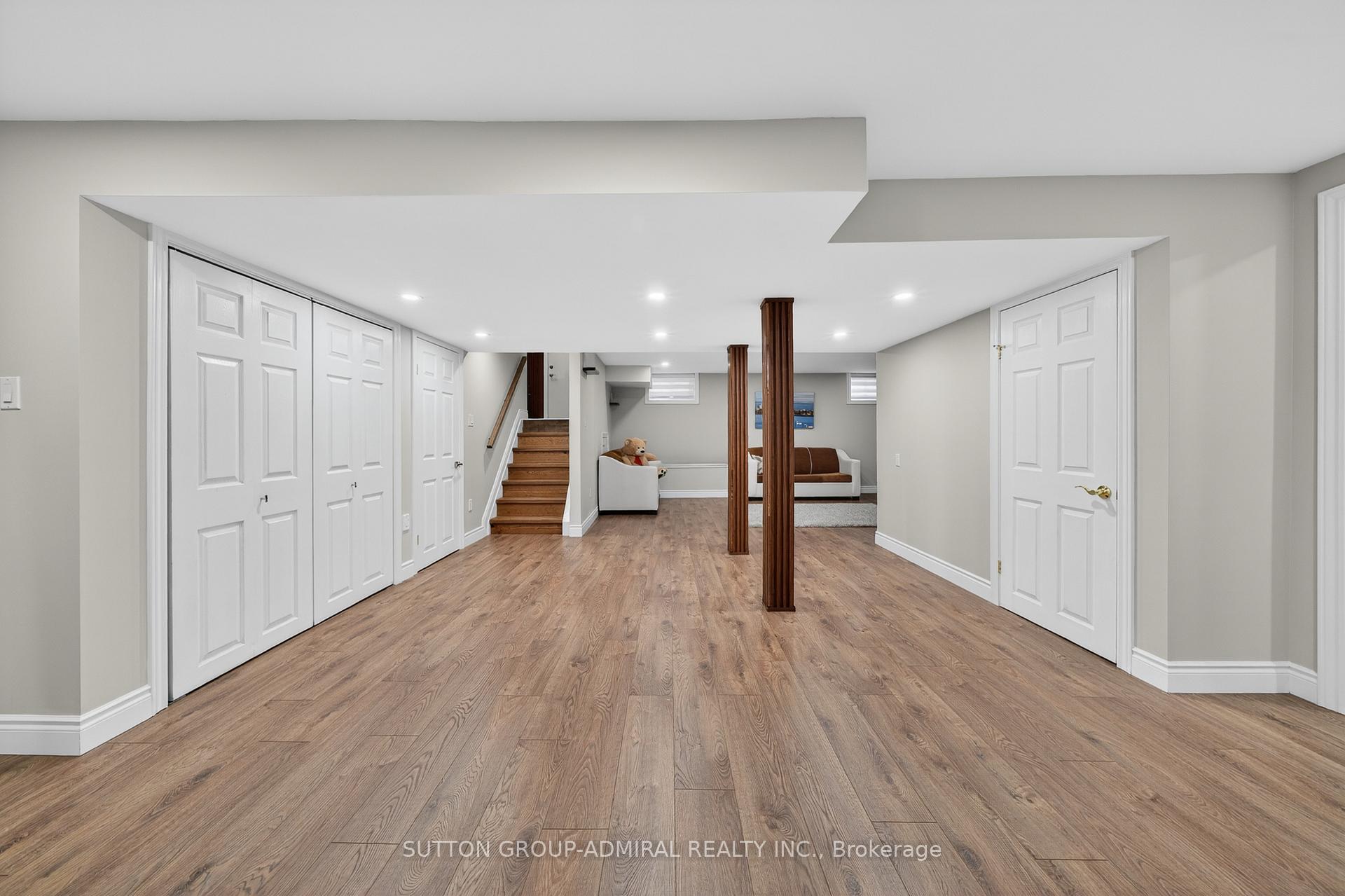 Photo 38 of 62 Prince George Crescent, Barrie, Innis-Shore — HOMEH