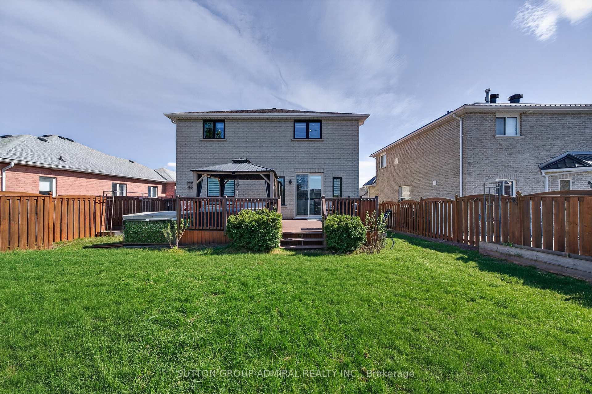 Photo 48 of 62 Prince George Crescent, Barrie, Innis-Shore — HOMEH