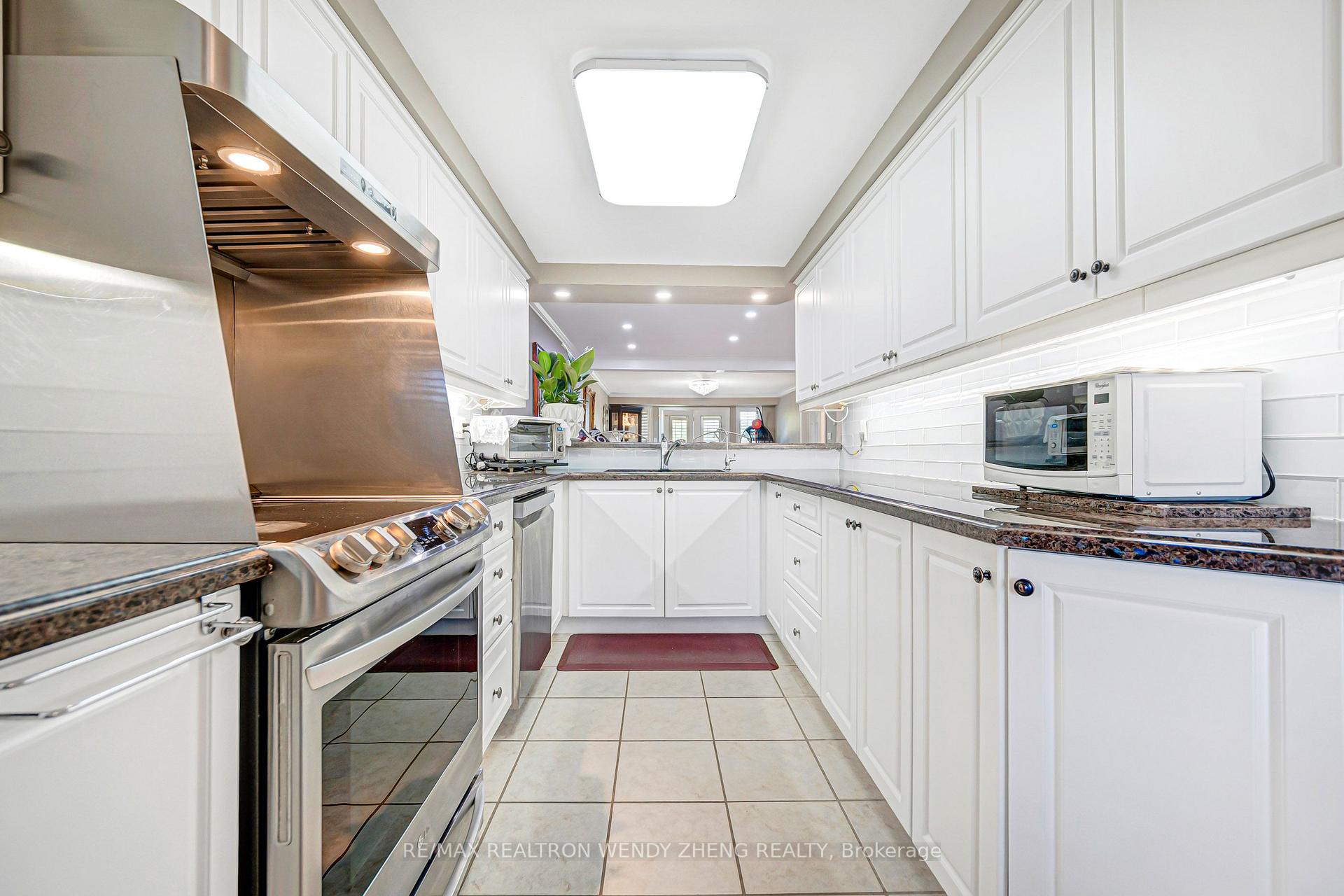 Photo 27 of Unit 21, 520 Silken Laumann Drive, Newmarket, Stonehaven-Wyndham — HOMEH