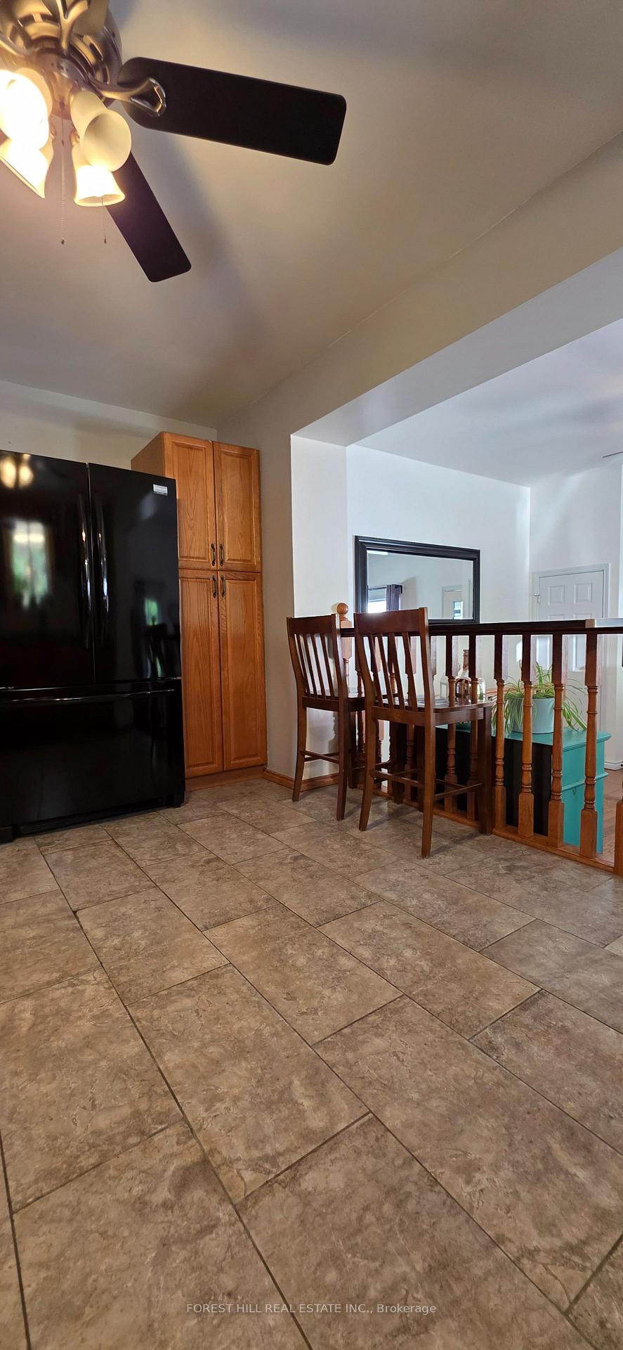 Photo 16 of 4 Karen Crescent, Orillia — HOMEH
