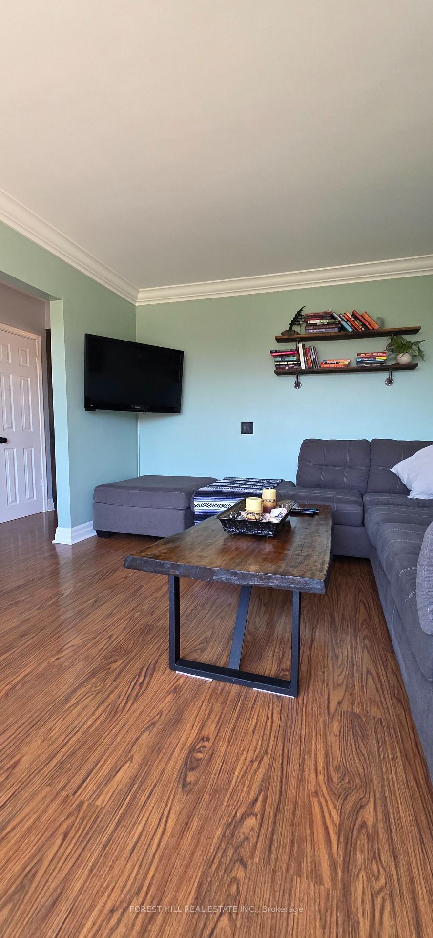 Photo 27 of 4 Karen Crescent, Orillia — HOMEH