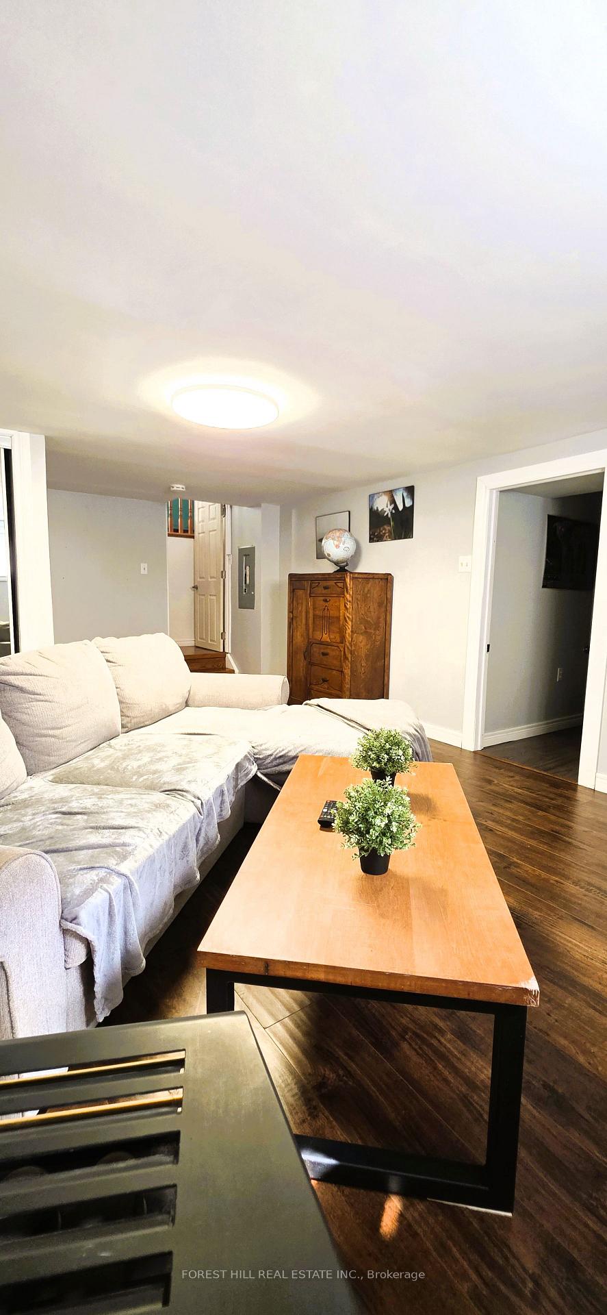 Photo 49 of 4 Karen Crescent, Orillia — HOMEH