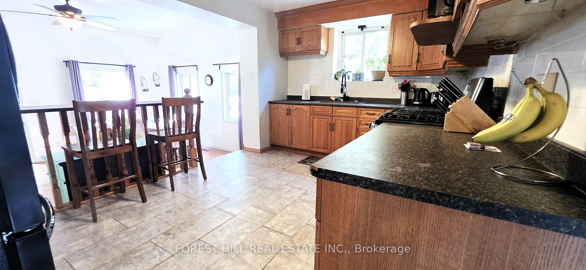 Photo 10 of 4 Karen Crescent, Orillia — HOMEH