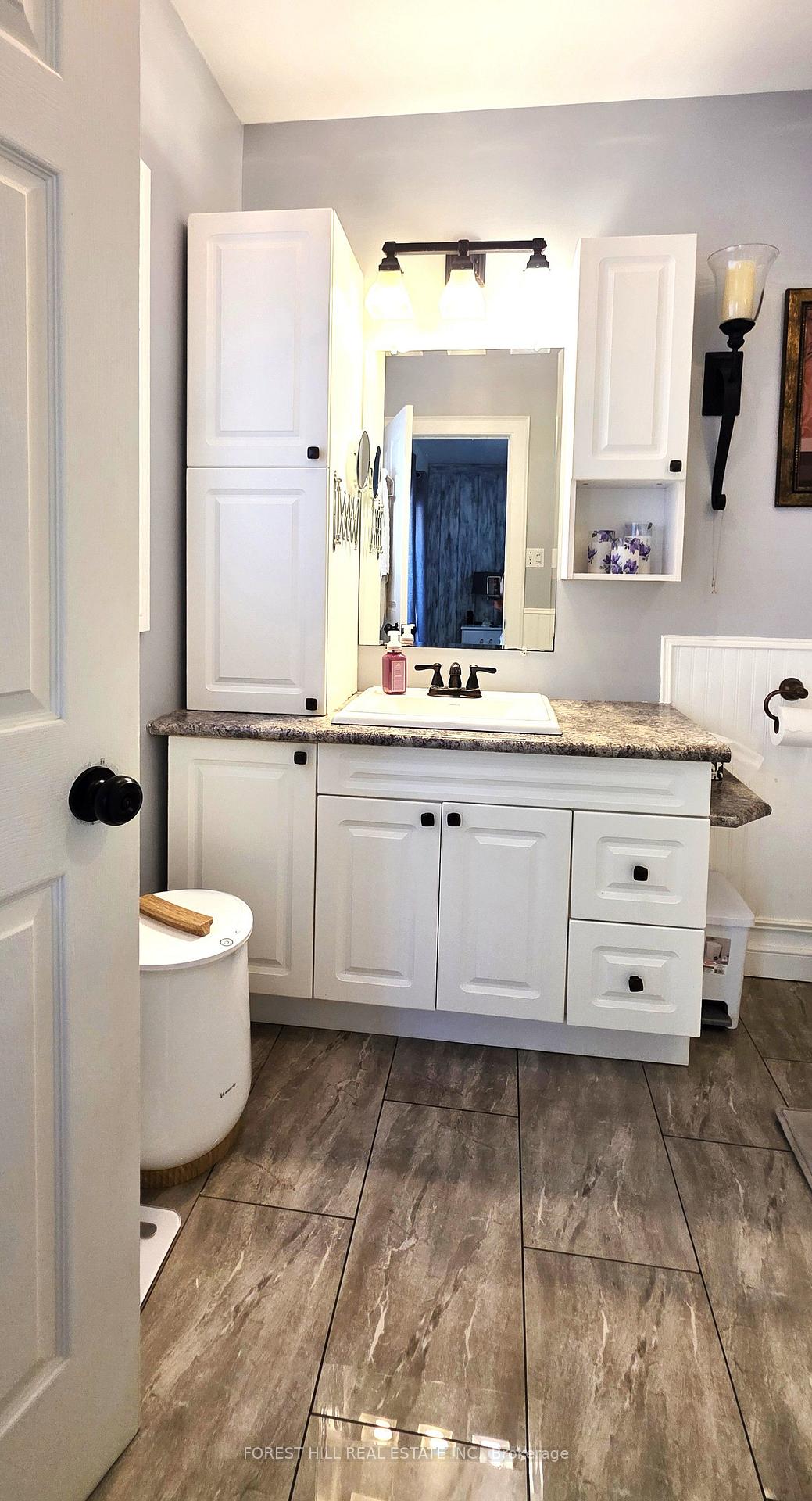 Photo 26 of 4 Karen Crescent, Orillia — HOMEH