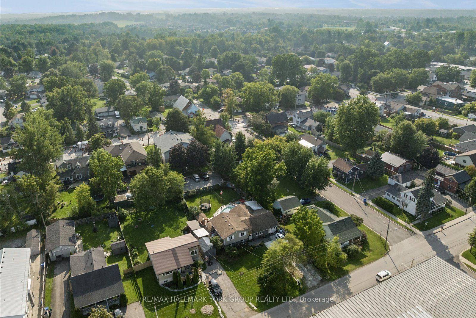 Photo 41 of 54 North Street, Georgina, Sutton & Jackson's Point — HOMEH