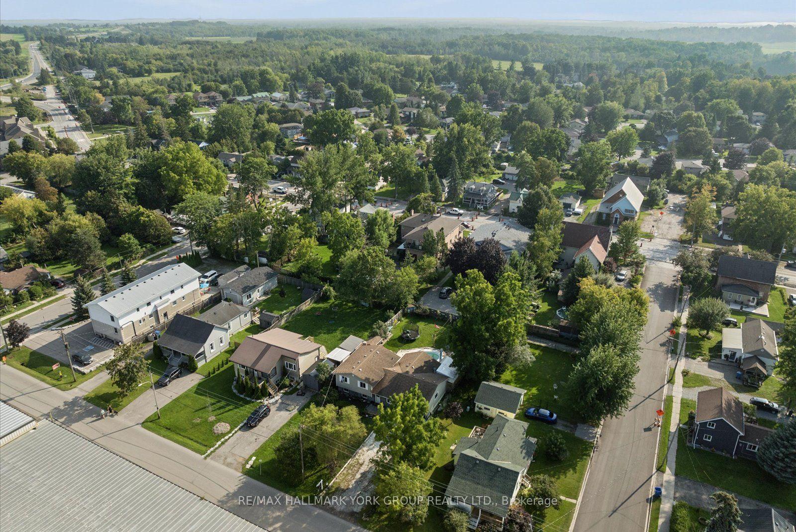 Photo 43 of 54 North Street, Georgina, Sutton & Jackson's Point — HOMEH
