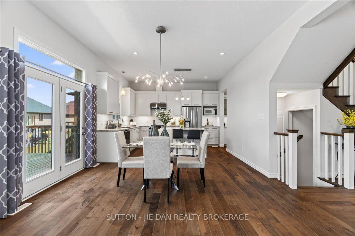 Photo 6 of 2361 Torrey Pines Way, London, North R — HOMEH
