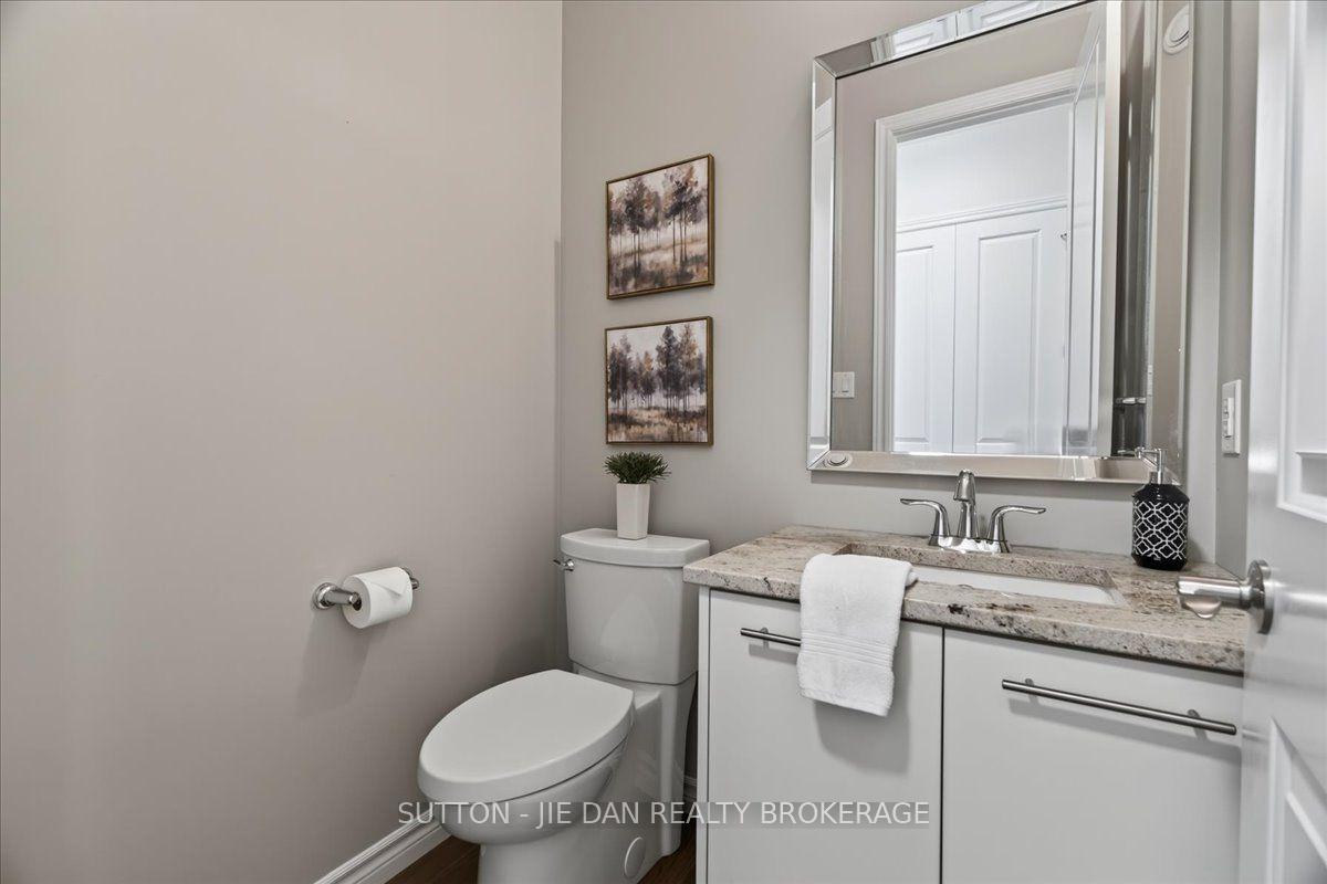 Photo 16 of 2361 Torrey Pines Way, London, North R — HOMEH