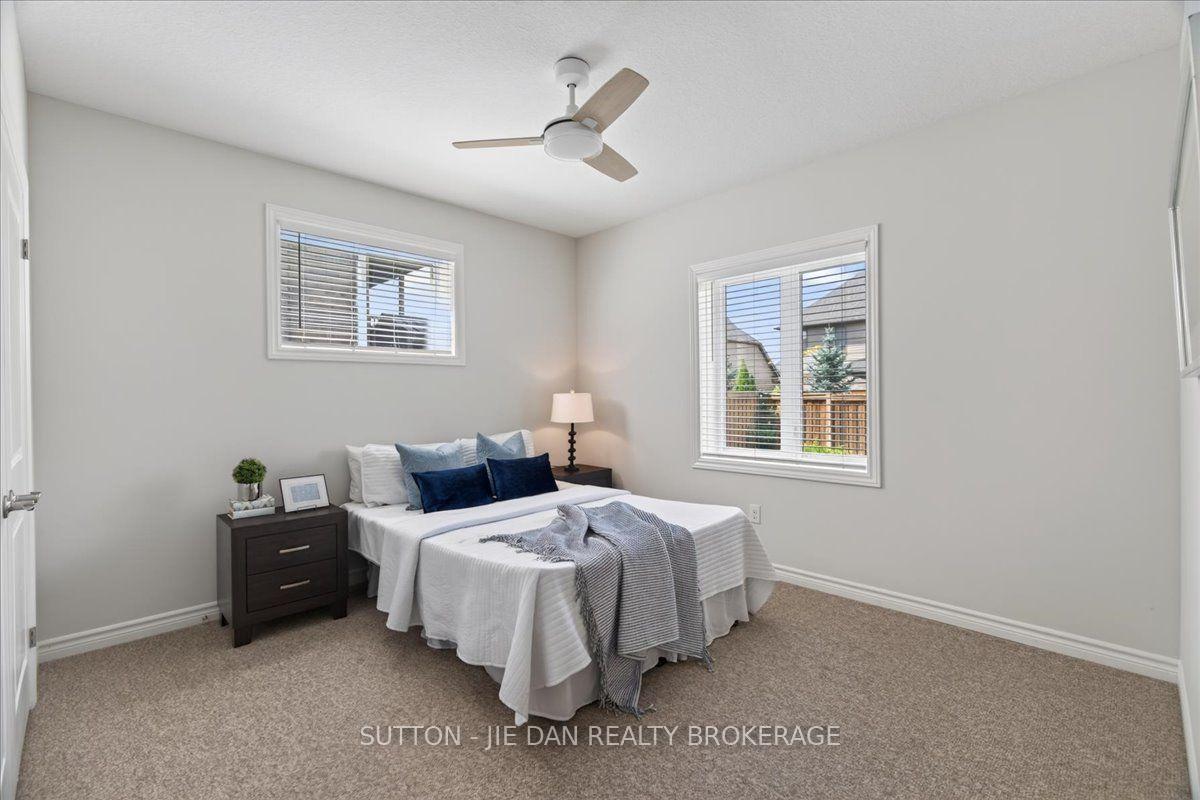 Photo 26 of 2361 Torrey Pines Way, London, North R — HOMEH