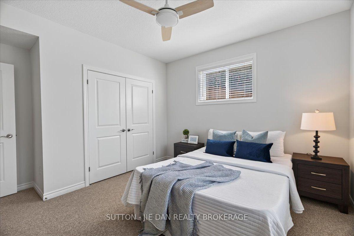 Photo 27 of 2361 Torrey Pines Way, London, North R — HOMEH