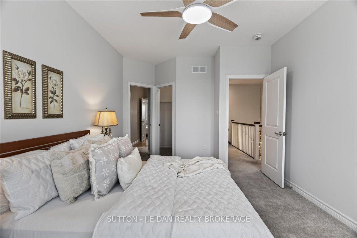 Photo 34 of 2361 Torrey Pines Way, London, North R — HOMEH