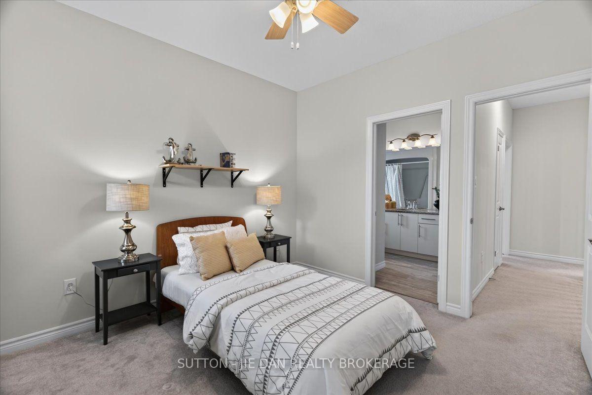 Photo 36 of 2361 Torrey Pines Way, London, North R — HOMEH