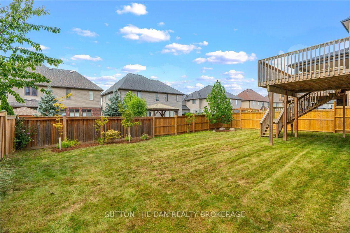 Photo 40 of 2361 Torrey Pines Way, London, North R — HOMEH