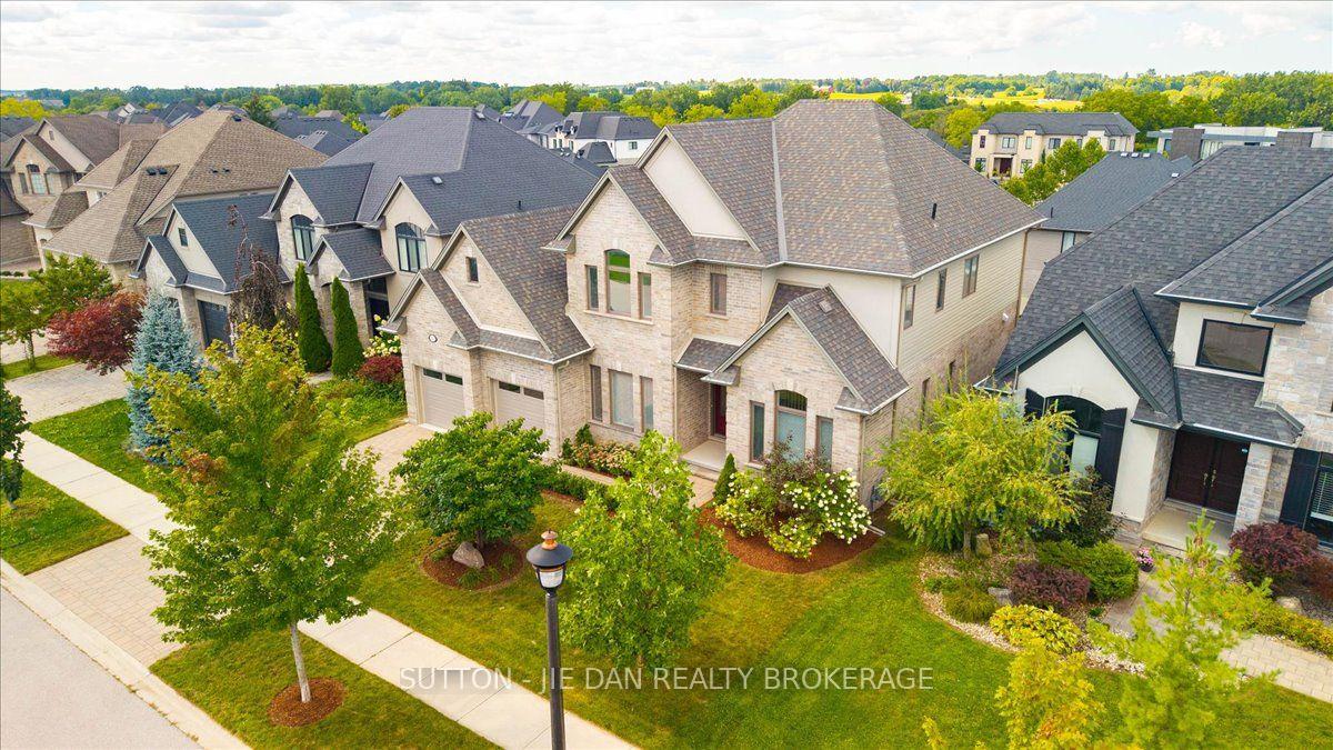 Photo 44 of 2361 Torrey Pines Way, London, North R — HOMEH