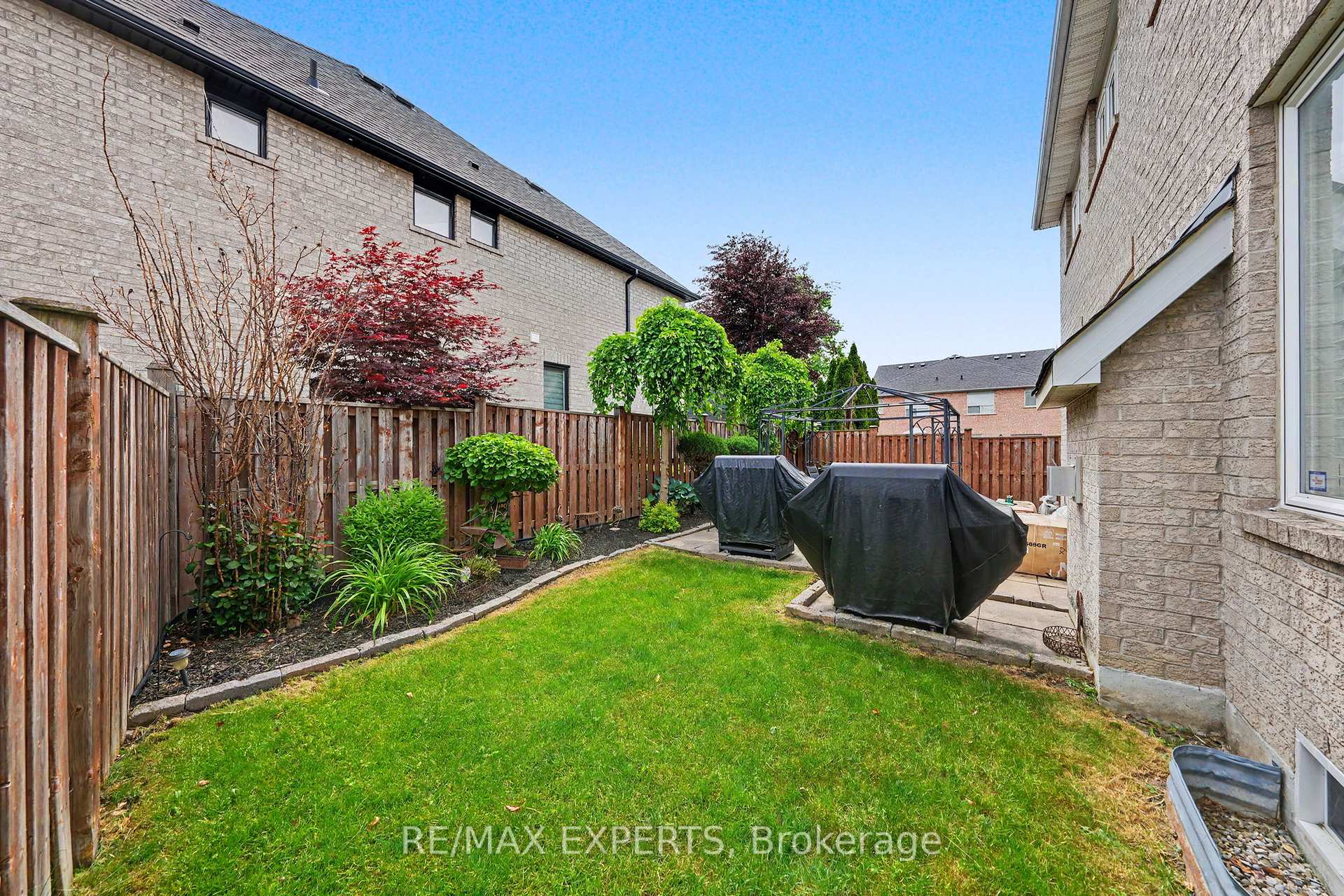 Photo 27 of 15 Arrowood Crescent, Vaughan, Sonoma Heights — HOMEH