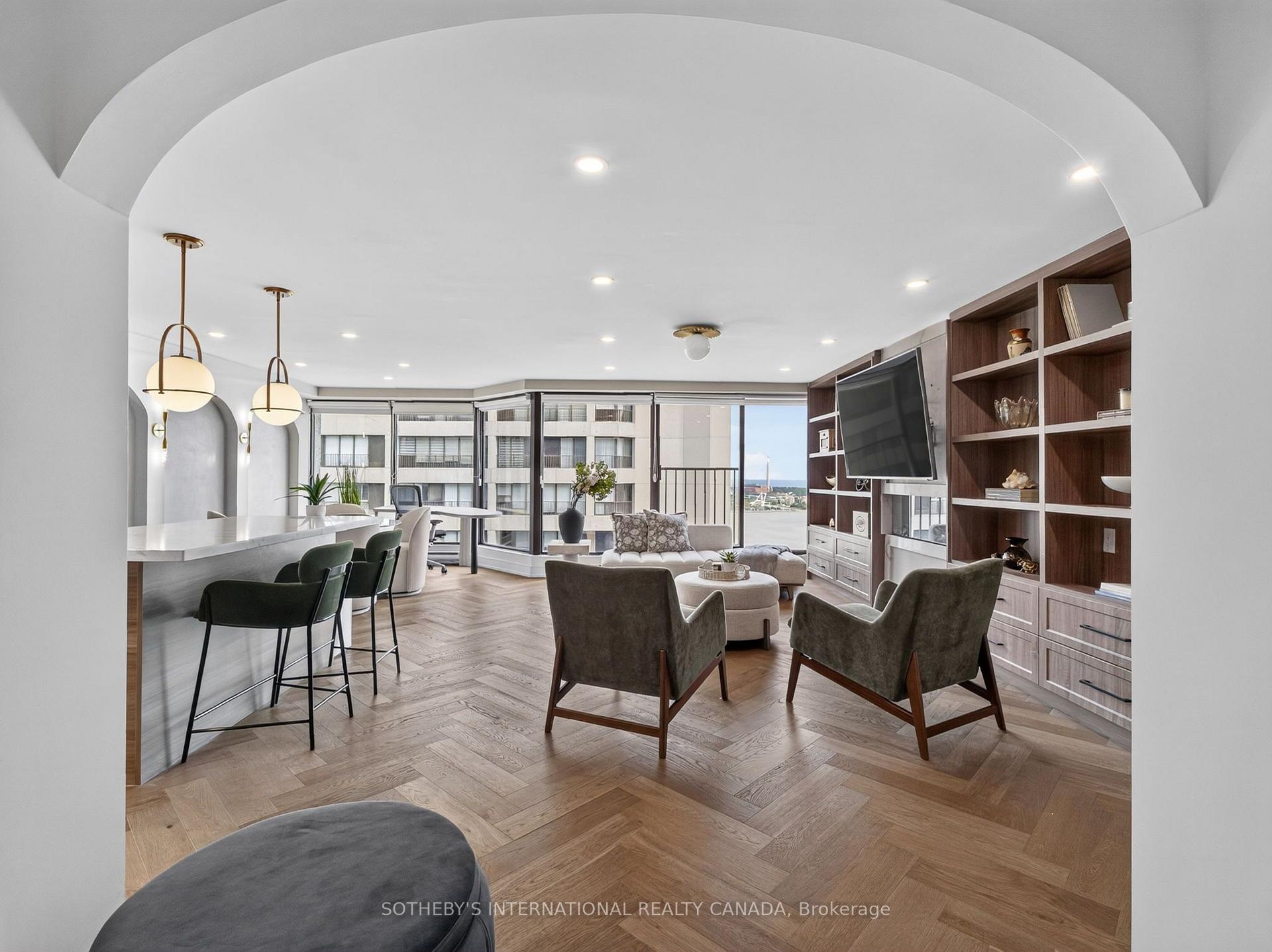 Photo 1 of Unit 3503, 65 Harbour Square, Toronto, Waterfront Communities — HOMEH