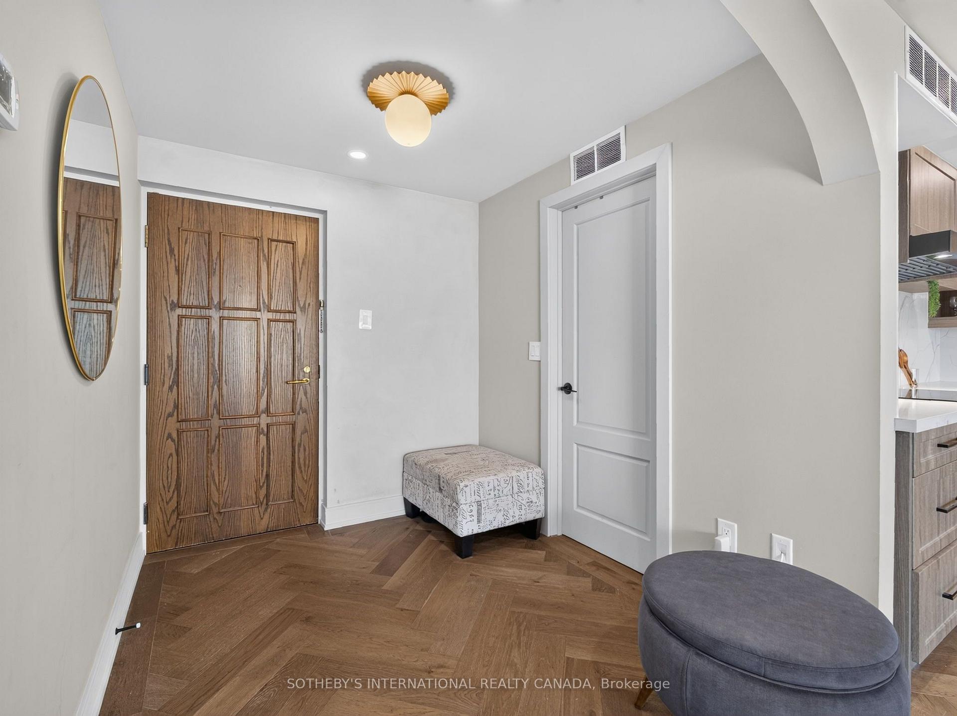 Photo 2 of Unit 3503, 65 Harbour Square, Toronto, Waterfront Communities — HOMEH