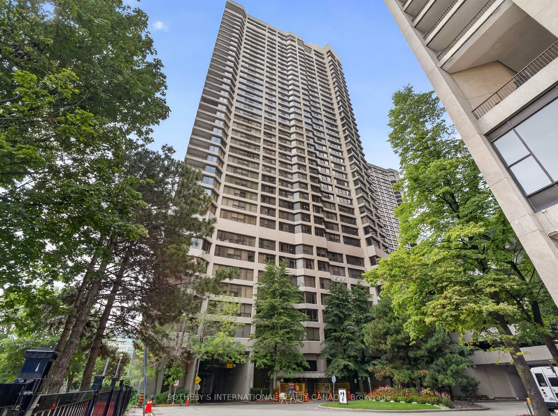 Photo 36 of Unit 3503, 65 Harbour Square, Toronto, Waterfront Communities — HOMEH