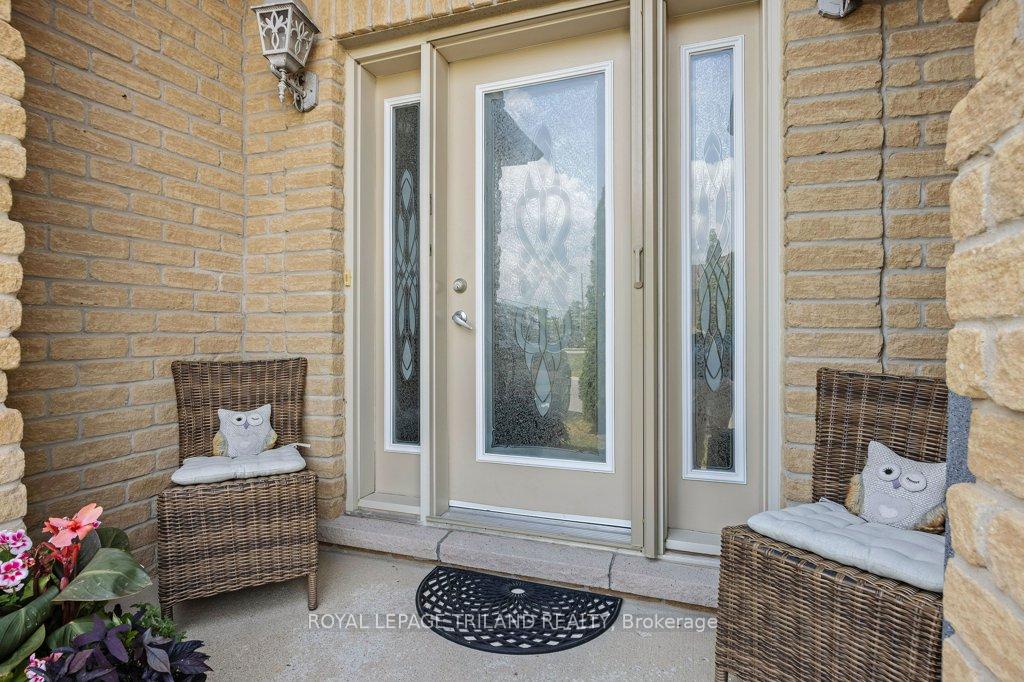 Photo 4 of Unit 67, 70 Tanoak Drive, London, North E — HOMEH