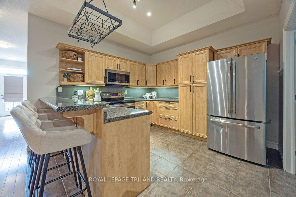 Photo 13 of Unit 67, 70 Tanoak Drive, London, North E — HOMEH