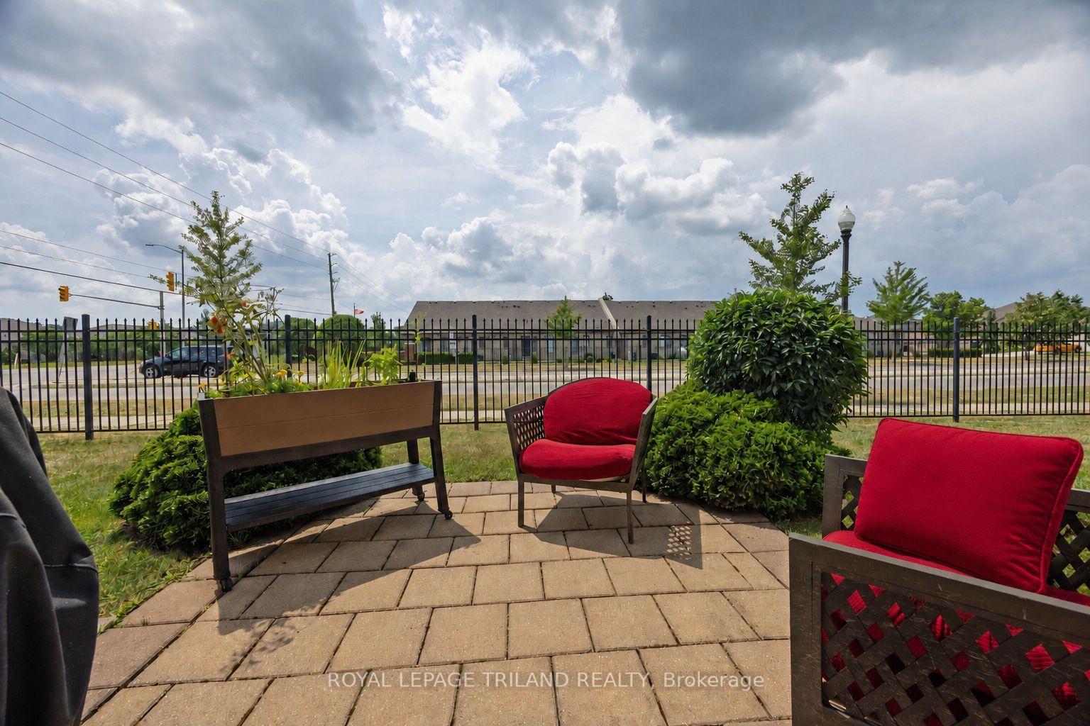 Photo 36 of Unit 67, 70 Tanoak Drive, London, North E — HOMEH