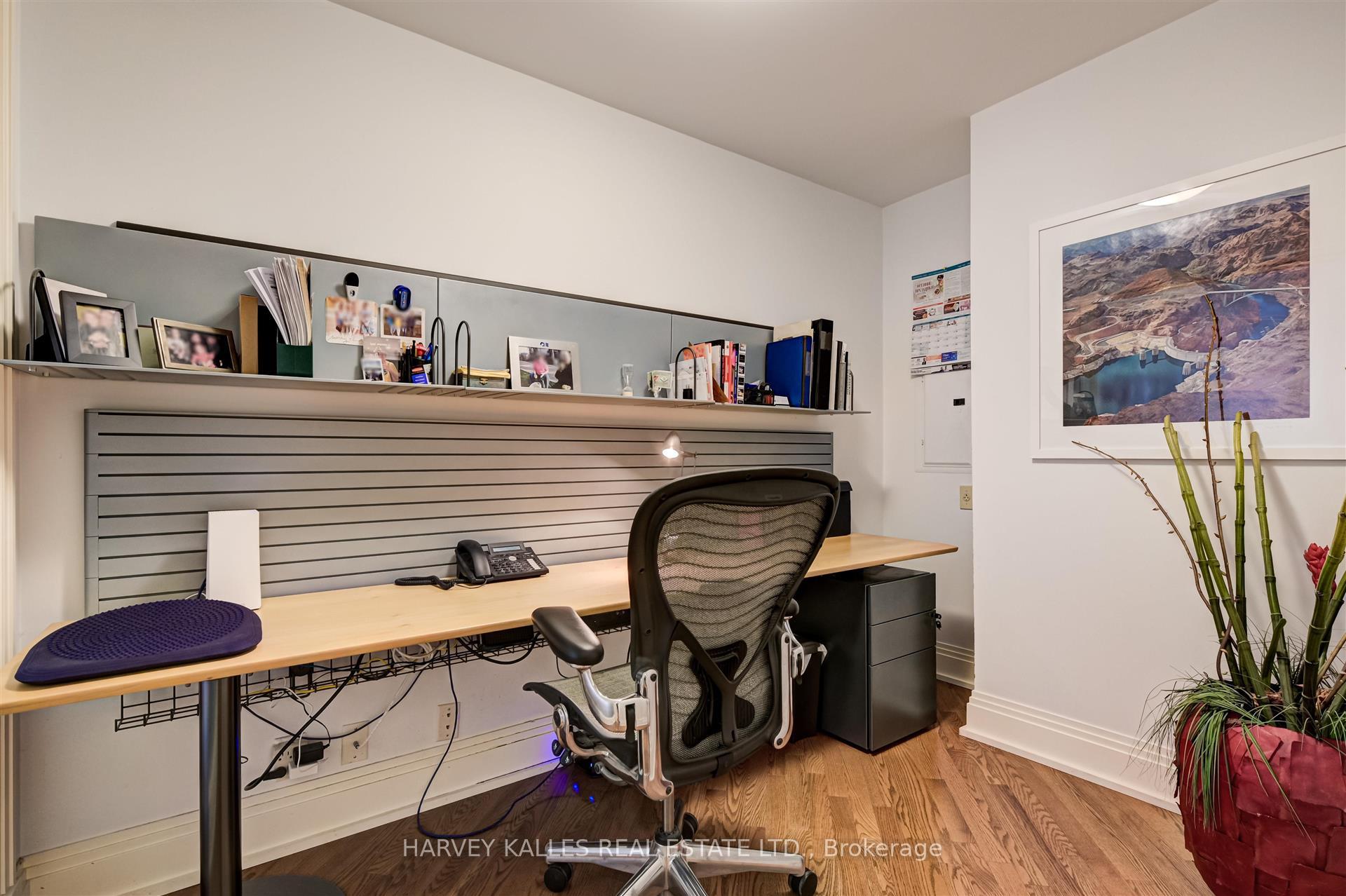 Photo 15 of Unit 708, 99 Avenue Road, Toronto, The Annex — HOMEH