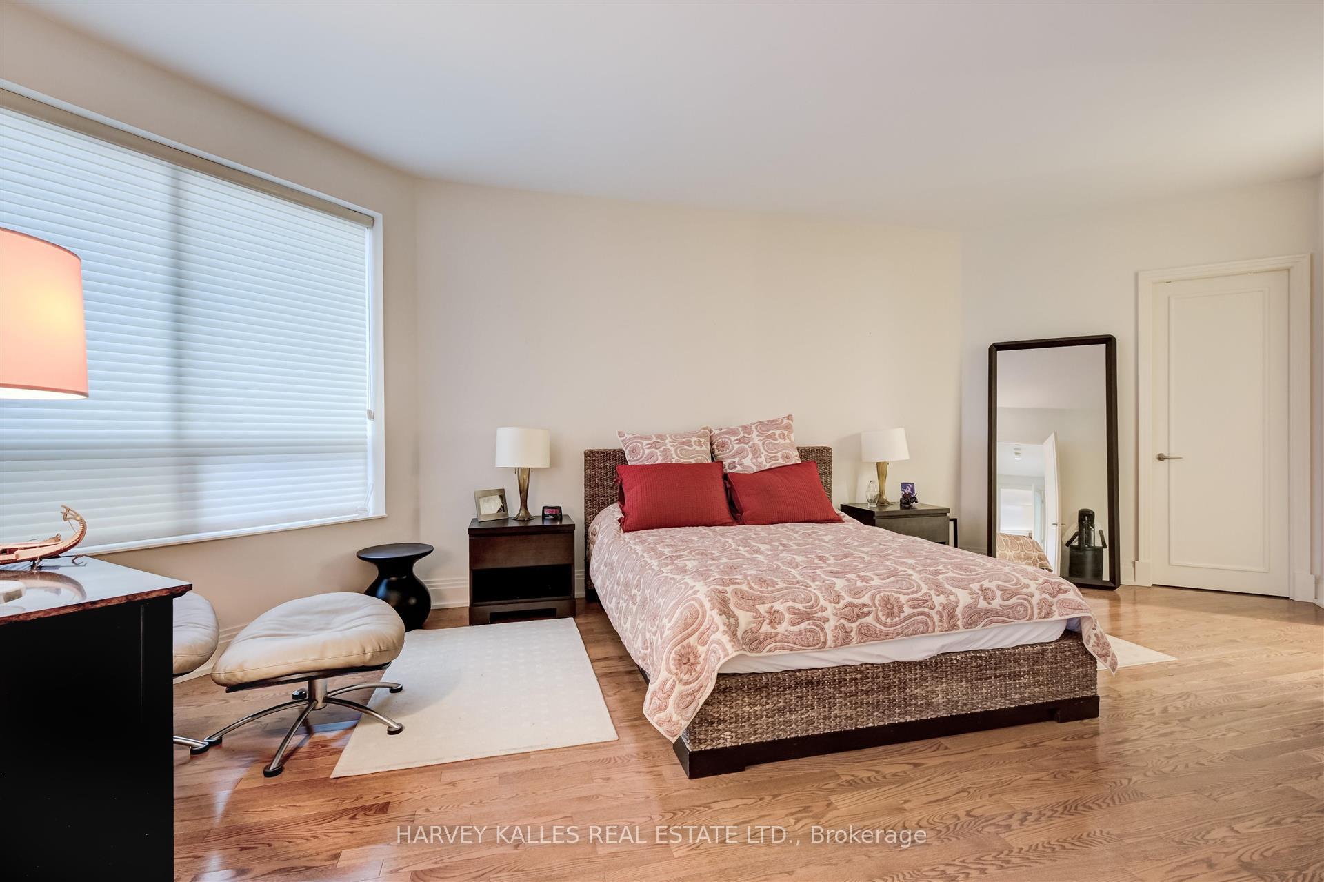 Photo 17 of Unit 708, 99 Avenue Road, Toronto, The Annex — HOMEH