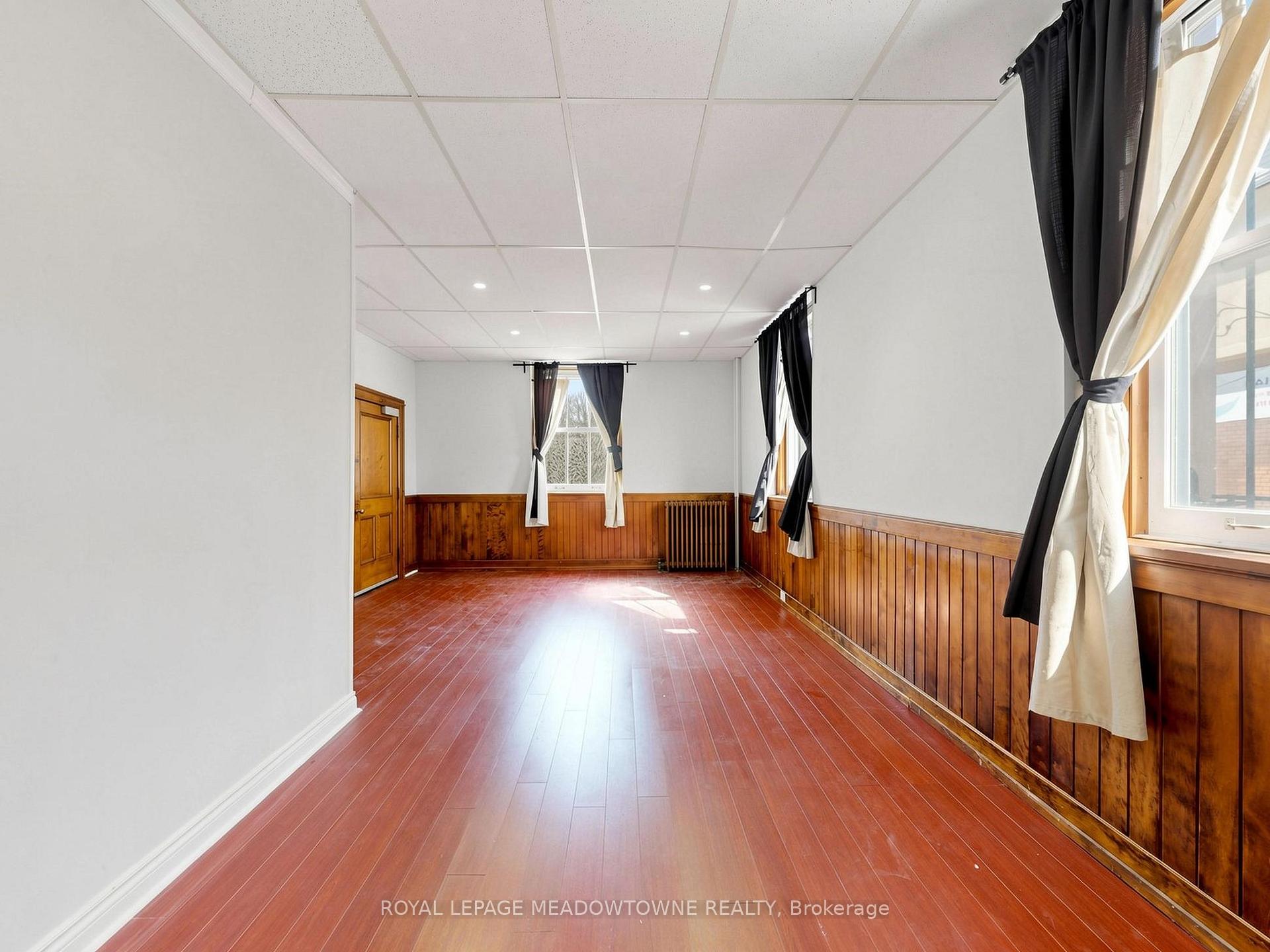 Photo 2 of Unit 7, 70 Mill Street, Halton Hills, Georgetown — HOMEH