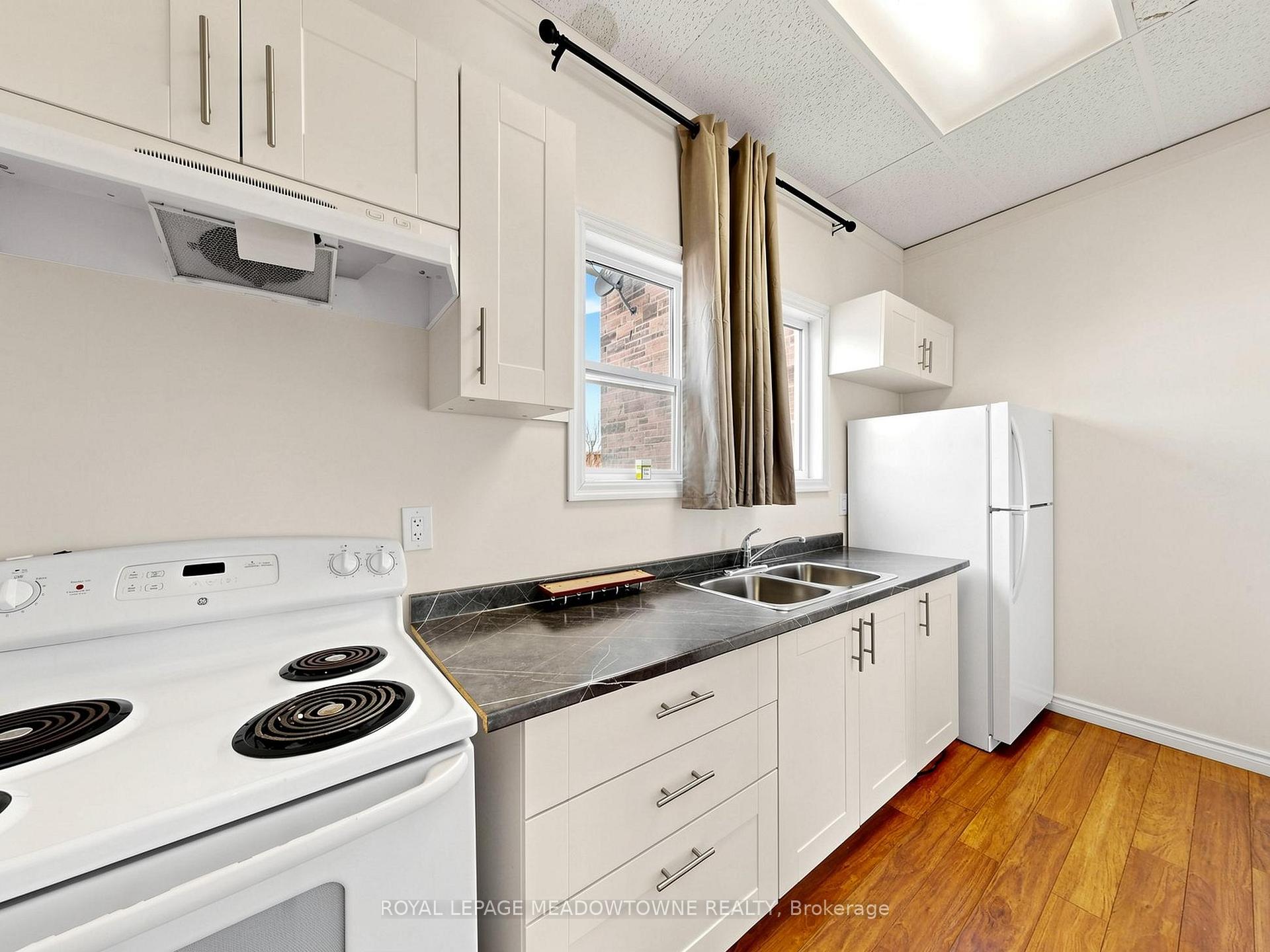 Photo 5 of Unit 7, 70 Mill Street, Halton Hills, Georgetown — HOMEH