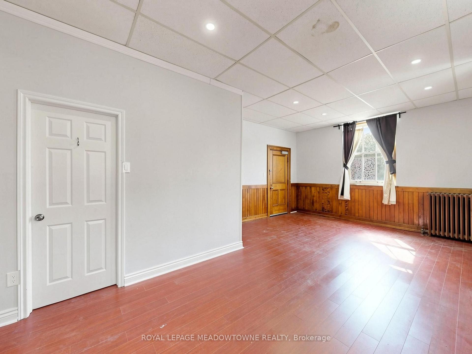 Photo 6 of Unit 7, 70 Mill Street, Halton Hills, Georgetown — HOMEH