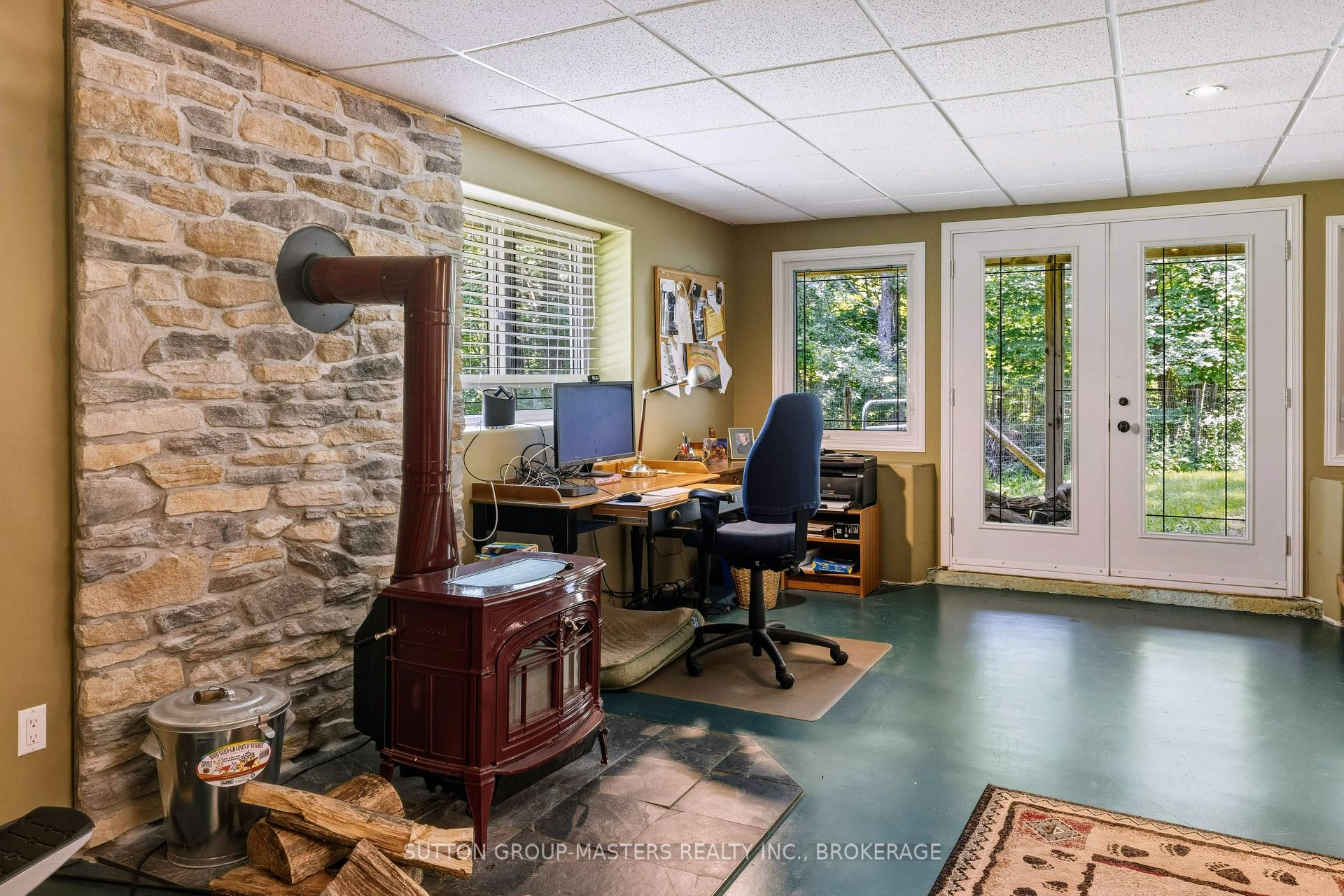 Photo 22 of 139 Country Woods Drive, Frontenac, Frontenac South — HOMEH