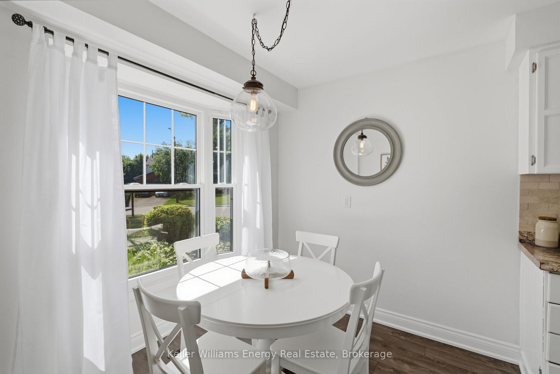 Photo 16 of 25 Habitant Crescent, Whitby, Lynde Creek — HOMEH