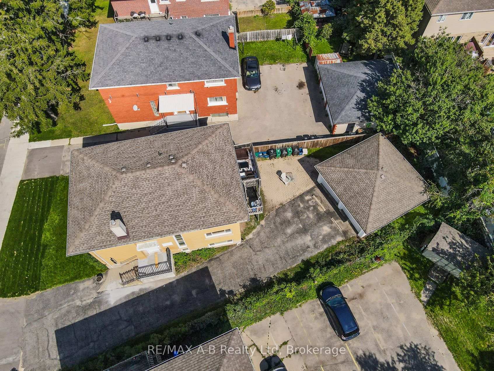 Photo 70 of 727 Frederick Street, Kitchener, Heritage Park/Rosemount — HOMEH