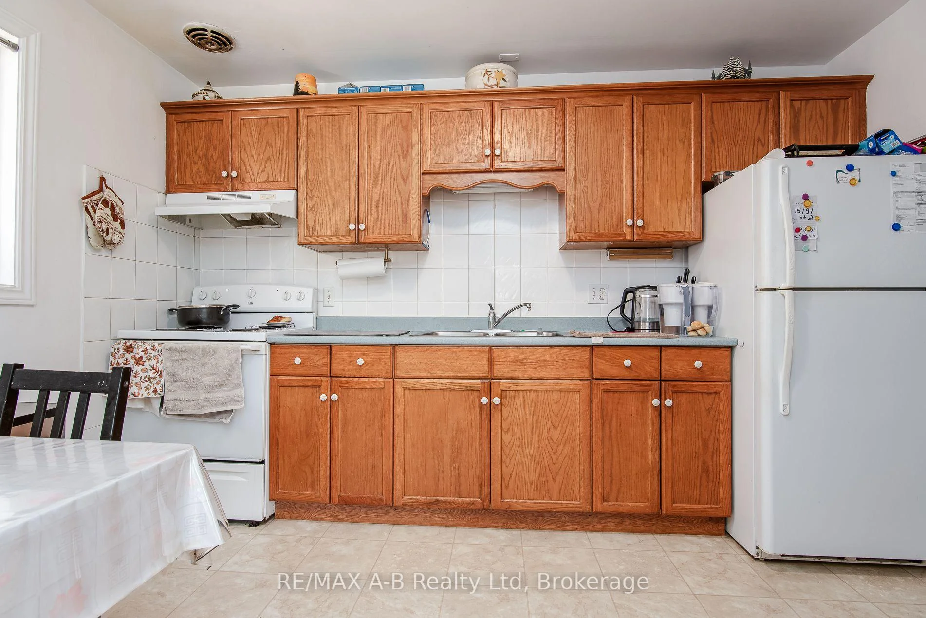 Photo 31 of 727 Frederick Street, Kitchener, Heritage Park/Rosemount — HOMEH