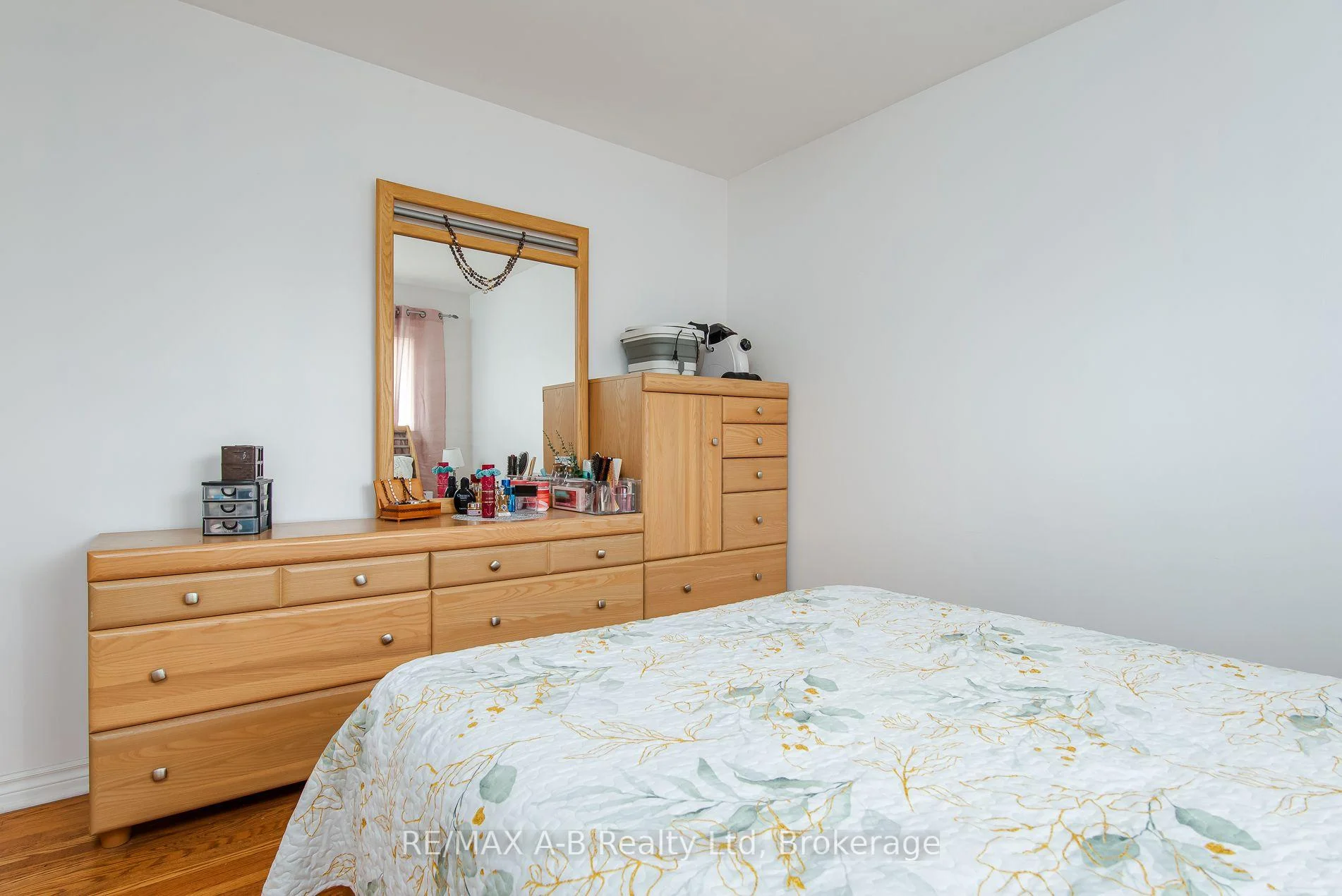 Photo 56 of 727 Frederick Street, Kitchener, Heritage Park/Rosemount — HOMEH