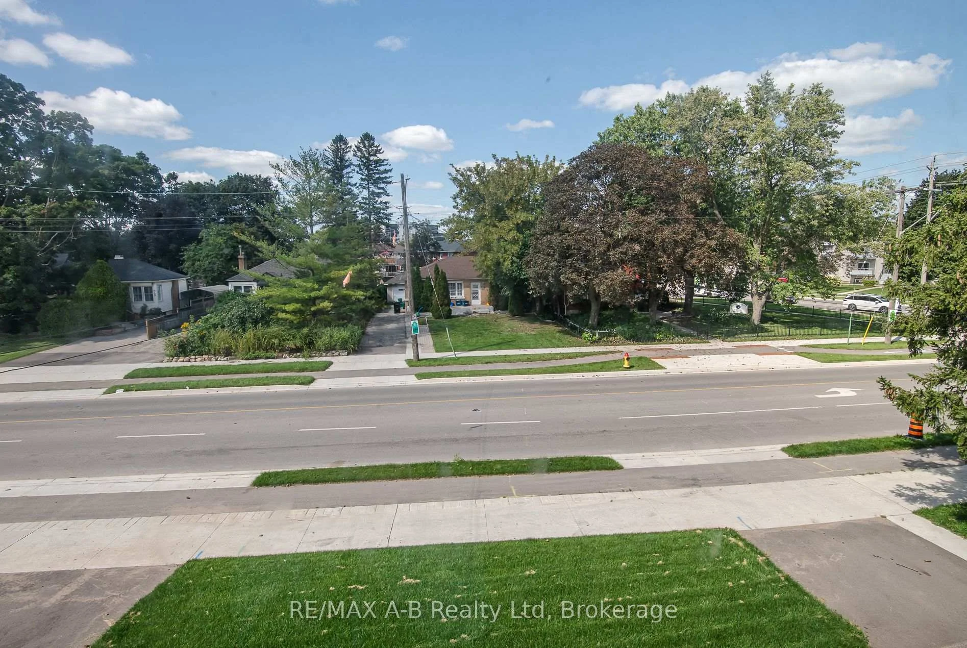 Photo 59 of 727 Frederick Street, Kitchener, Heritage Park/Rosemount — HOMEH
