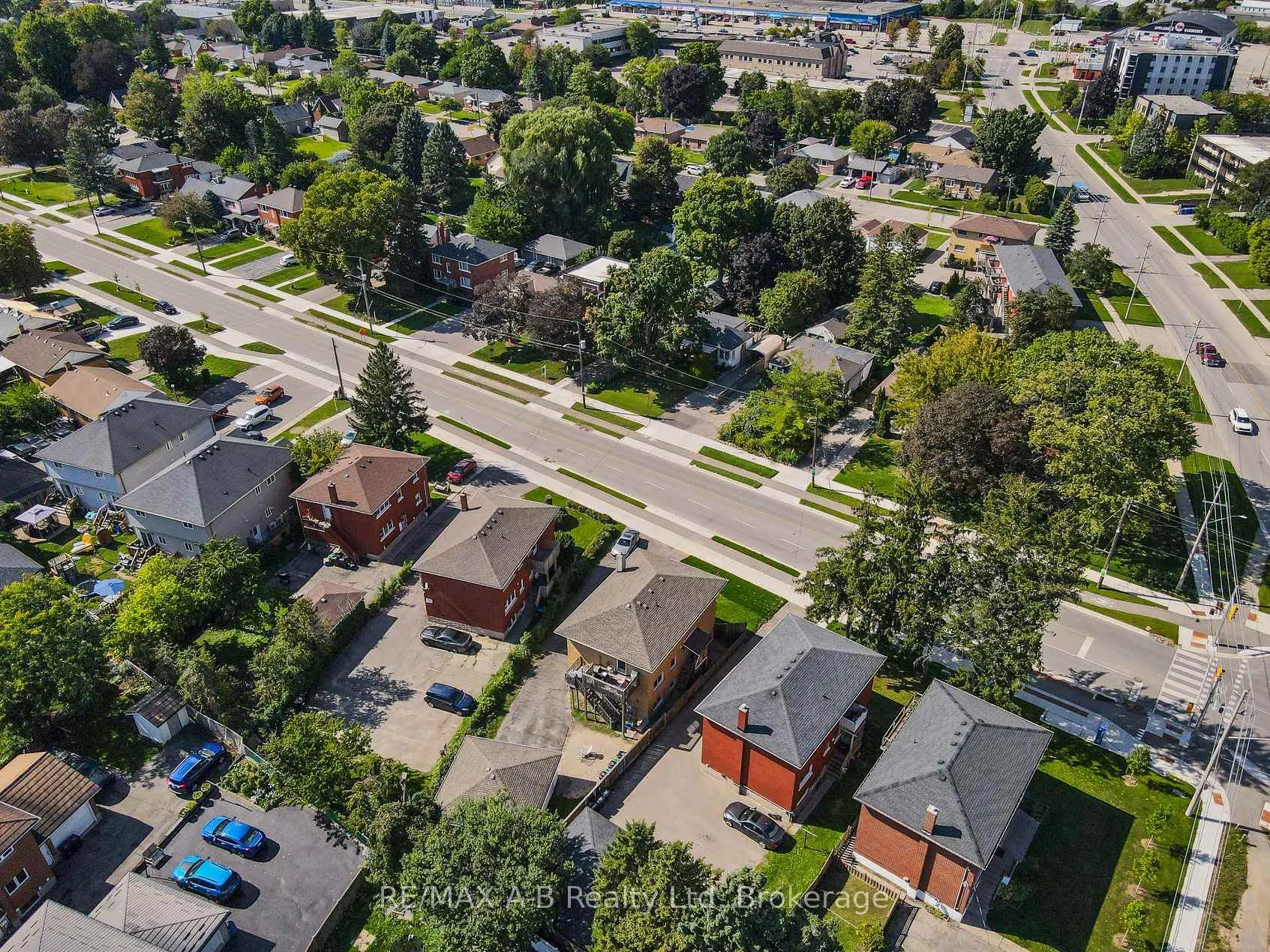 Photo 78 of 727 Frederick Street, Kitchener, Heritage Park/Rosemount — HOMEH